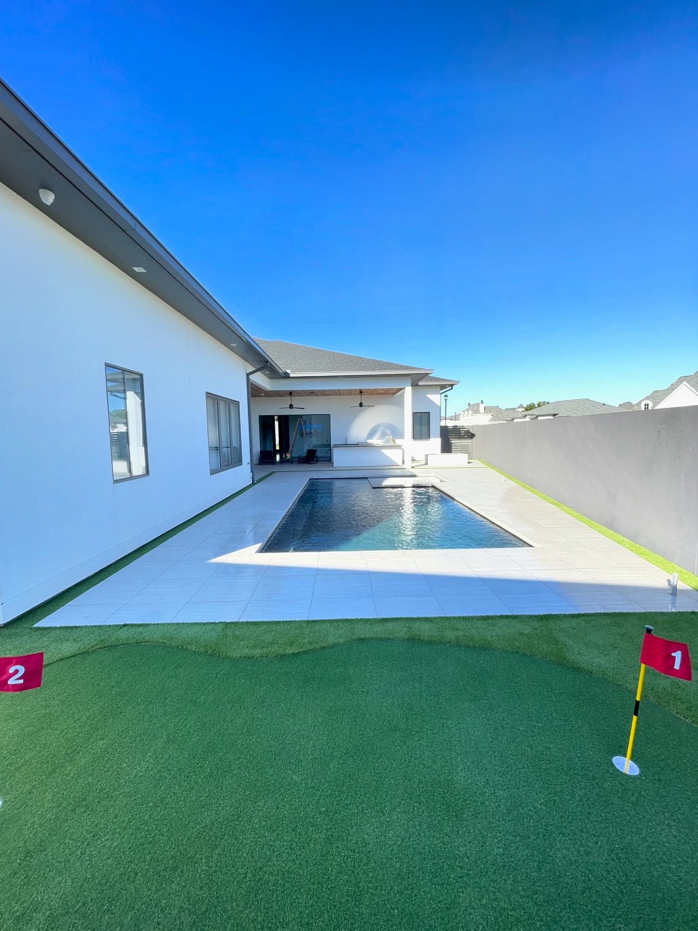 It’s about to be pool time, are you ready? Let’s get your poolside RIGHT with some turf! ⛳️
#turf
#poolside