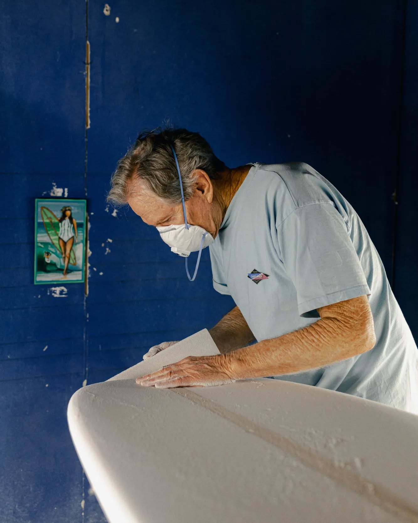 Les mains de Tom. #handshaped #longboard #tomparrish #surfboard #shaper #surfodyssey #portrait #hossegor #capbreton #handshapedsurfboards #surfporn #nomachine #surfphotography #leslandes #sudouest #hossegorsurf #photographelandes #photographemimizan #mimizan #mimizanplage #contis #biscarrosse #nikon
