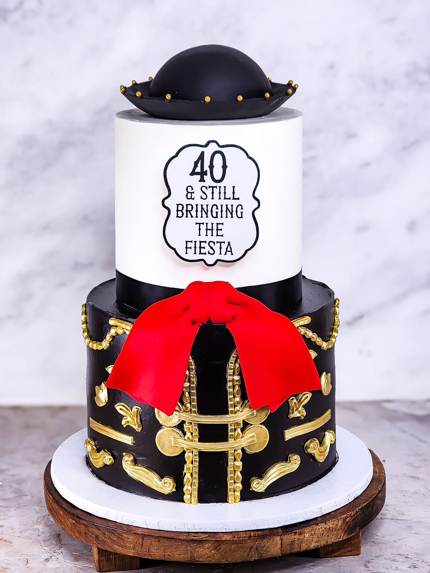 Ready for the Mexican Fiesta ๐ฒ๐ฝ๐ซ๐ฎ๐ฏ
#mexicanfiesta #MexicanThemeCake #2tiercake #2026Bakes #Marlenebakes