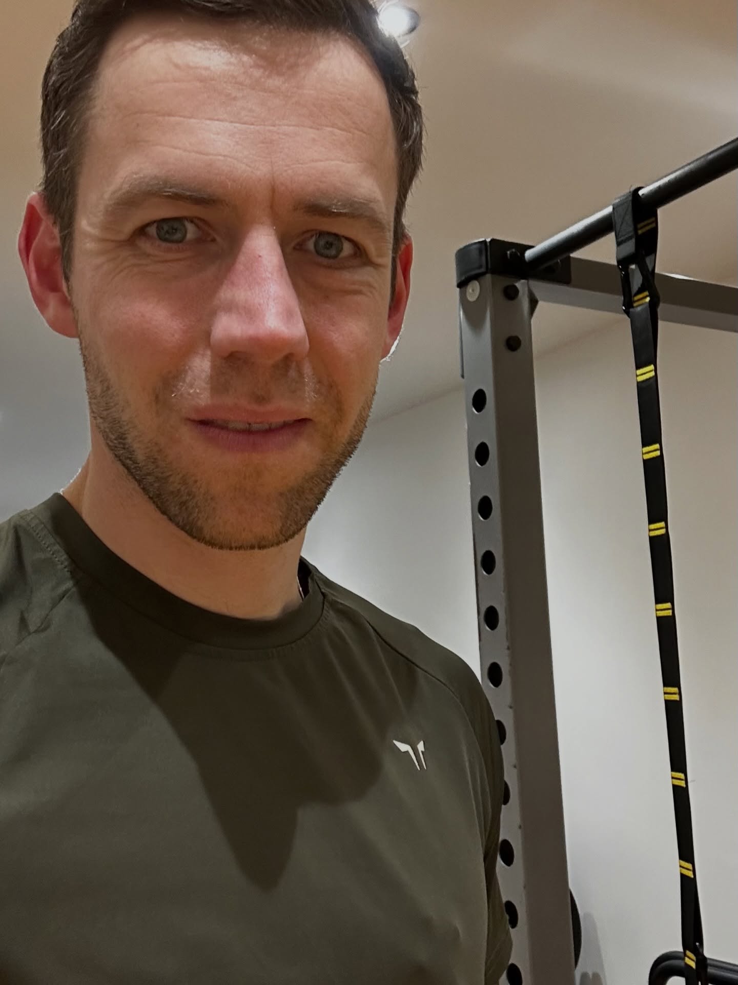 Post-workout. Not chasing exhaustion… building strength.
There’s something powerful about finishing a session like this.
Not because you’re completely wiped out…
but because you showed up, moved your body, and did what you said you would do.
This is where real health is built 👇
Consistency over intensity.
Strength over burnout.
Discipline over motivation.
Kettlebells, rings, bodyweight — simple tools, done well.
You don’t need to destroy yourself to get results.
You just need to keep turning up.
Train in a way that builds you… not breaks you.
Strong body. Clear mind. Steady energy.
That’s the goal.
—
If you’re ready to train with purpose and feel good again,
message us or call 07880439136 to get started.
#lighthousewellness #strengthtraining #functionalfitness #trainwithpurpose #healthyhabits