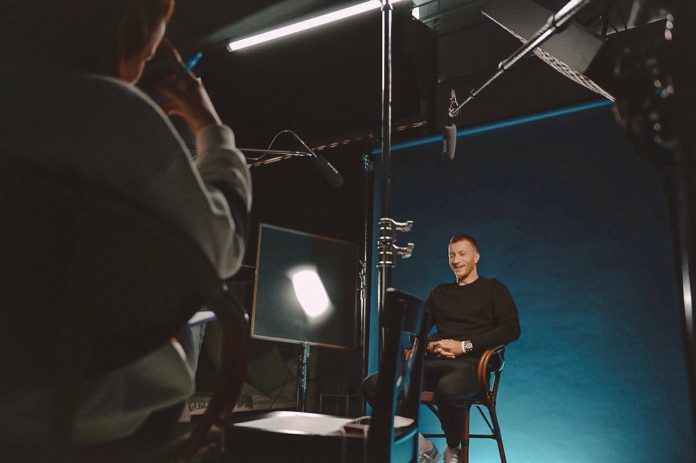 𝐁𝐢𝐠 𝐝𝐚𝐲 𝐚𝐡𝐞𝐚𝐝! 🔥 #bundesliga #endspurt
📸 w/ @marcinho11 for @onefootball