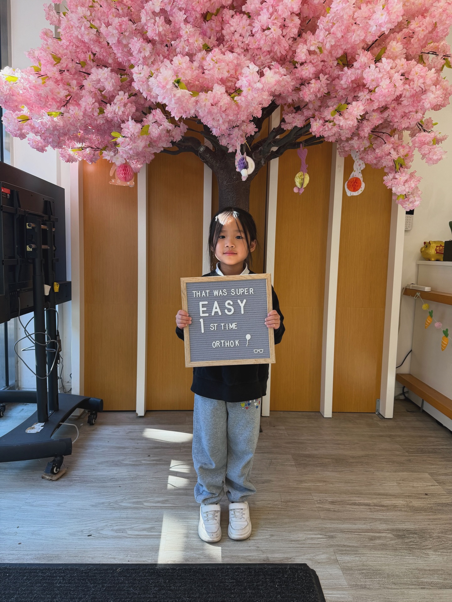 First time trying Ortho-K and she made it look SO easy 🥺✨ Brave & adorable! #orthok #myopiacontrol #bensonhurst #nomoreglasses