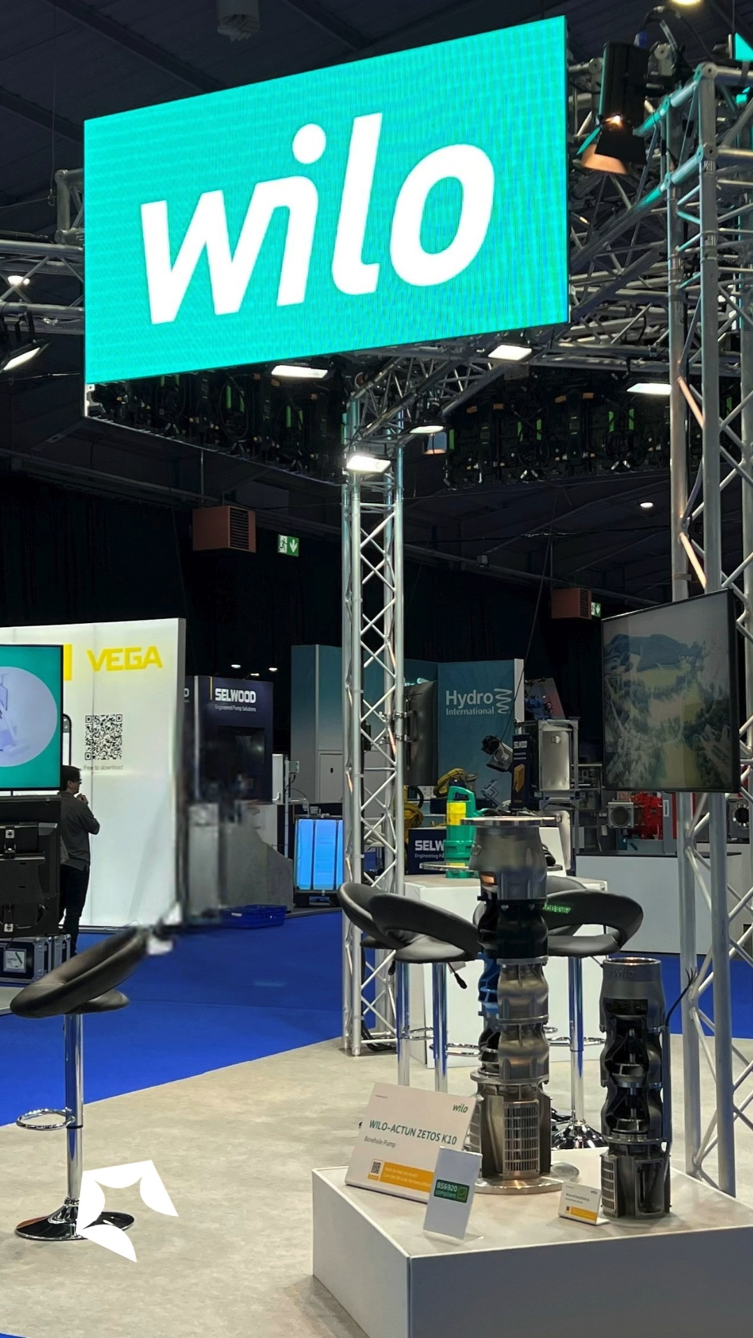 The team at Scorpion Production Group is in full swing as we bring this year’s exhibition builds to life! From creative concepts to full stand installations, we’re working hand‑in‑hand with our clients to make sure every detail is ready for showtime.
Our divisions @scorpioneventsolutions, @scorpionsiteandpower come together to deliver a seamless, fully integrated experience. Design ✔️ Build ✔️ Technical ✔️ Content ✔️
A special shout‑out to our long‑standing partners at Wilo UK 💚 Many of the concepts and visuals shown are from previous seasons created collaboratively with their team. It’s always a pleasure working together throughout the year to produce innovative, high‑quality exhibition experiences.
If you’re gearing up for your next exhibition and want a partner who delivers end‑to‑end excellence… you know where to find us. 😉
Let’s make your brand stand out this season.
#ExhibitionSeason #ExhibitionDesign #StandBuild #EventProduction #BrandExperiences #ScorpionProductionGroup #AVInstallation #EventPower #EventServices #EventsIndustry #EventProfessionals #Exhibitions2026 #WiloUK