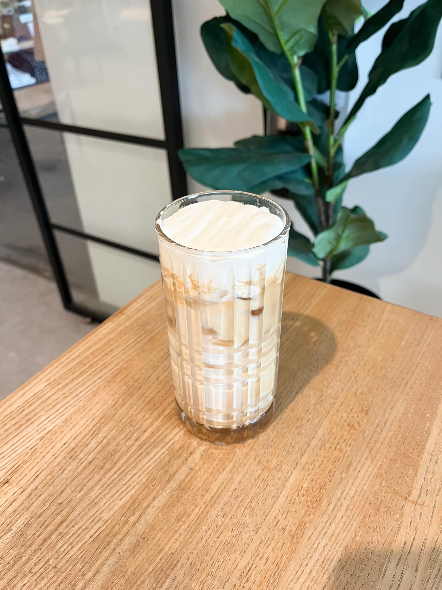 The 🍋 LEMON MERINGUE LATTE 🍋 - a latte made with house made lemon syrup and topped with tart lemon meringue cold foam. It’ll give you pie vibes 🥧🥰🍋