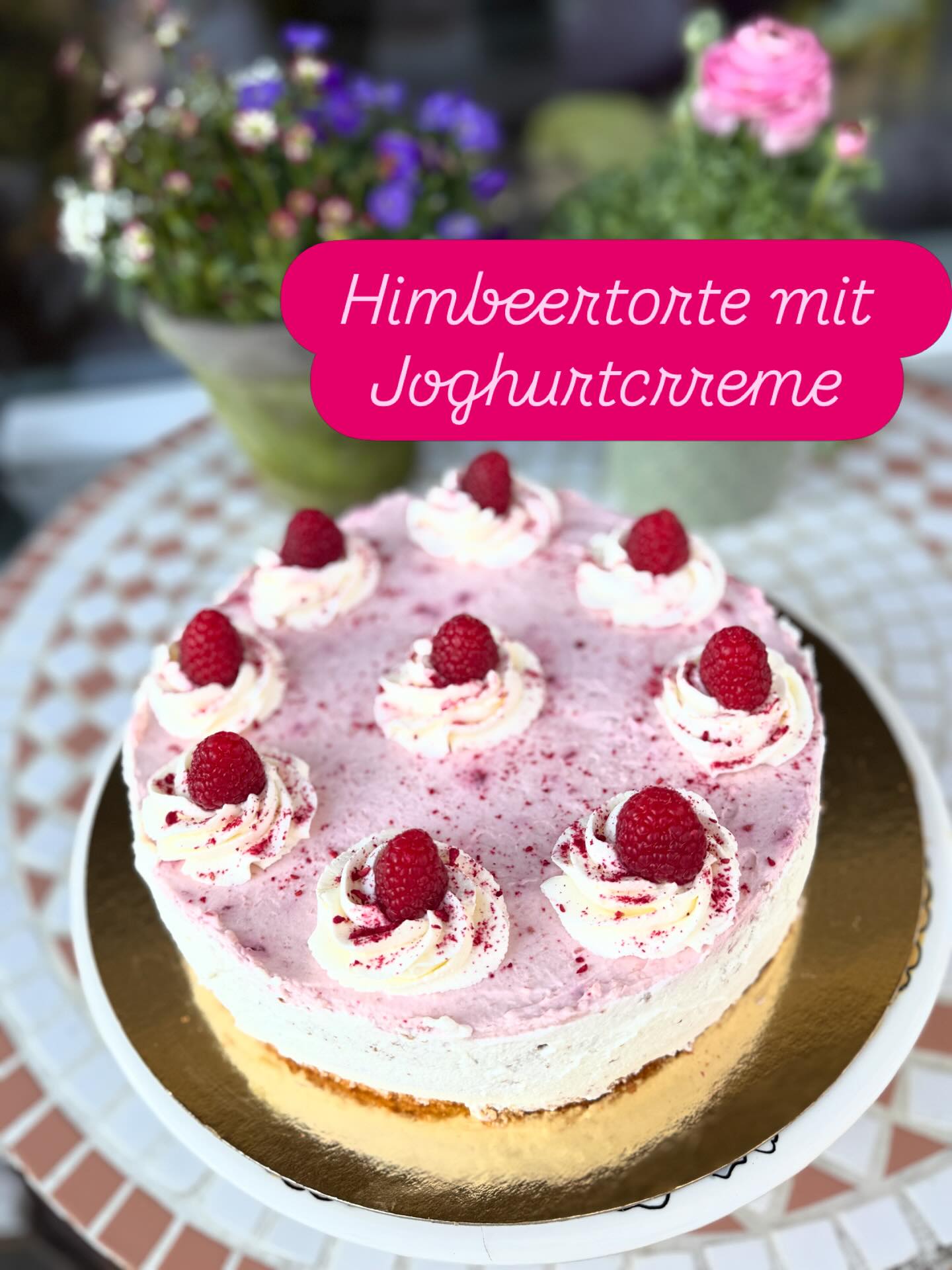 Himbeer und Joghurt-Sahnecreme, herrliche Kombi! #backtastisch #himbeertorte #joghurtcreme #torte #himbeeren
