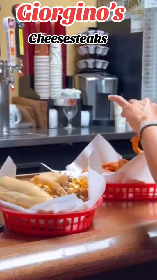 🌞 Lunch is calling at Giorgino’s! 🥖🍟
Take a break and treat yourself to a fresh, flavorful cheesesteak made just the way you like it. Whether you're on your lunch break or meeting friends, Giorgino’s is the perfect cozy spot to relax and enjoy a great meal.
📍 Address: 1237 28th St SD
🕒 Hours: 9:45AM to 7:30 PM
🚗 Delivery Available: DoorDash • Grubhub • Swipeby
Dine in, take out, or order delivery — we’ve got you covered. See you for lunch!
#cheesesteak #LunchTime #SanDiegoEats #sandiegofood #goldenhill