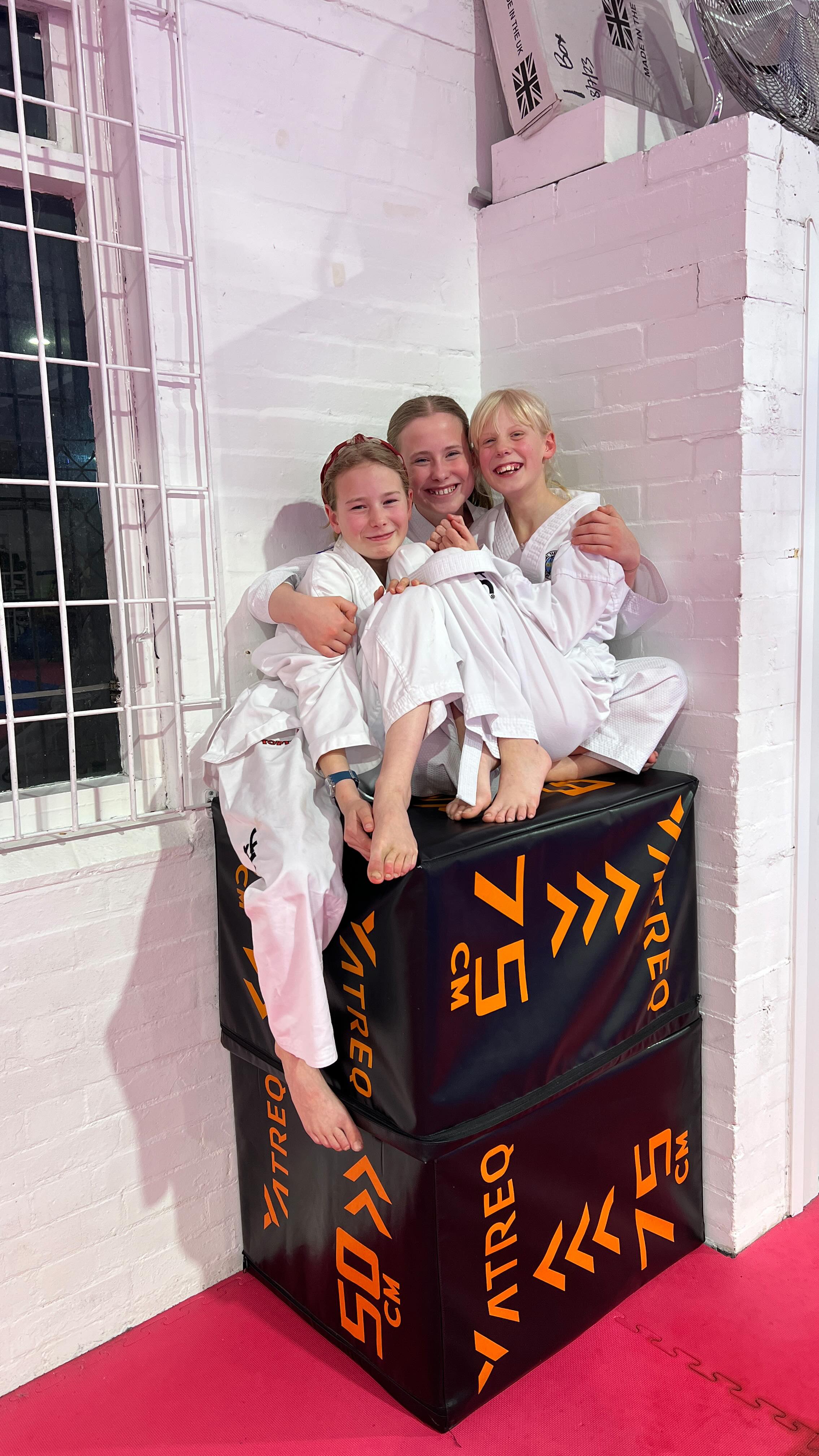 More than a class — it’s where friendships grow.
For many girls, Taekwon-Do becomes more than training.
It’s where they find:
• supportive friendships
• positive female role models
• confidence in themselves and each other
• a team that lifts them up
They train together, encourage each other, and grow side by side — on and off the mats.
If you’re looking for an environment where your daughter can feel confident, supported, and part of something positive, this is it.
👉 Book a trial now:
www.worcestershiremartialarts.co.uk/trials
First month £20 | FREE uniform when she joins
📍 Unit 3, Checketts Lane Trading Estate, Worcester, WR3 7JW
#GirlsInMartialArts #TeamWMA #WorcesterParents