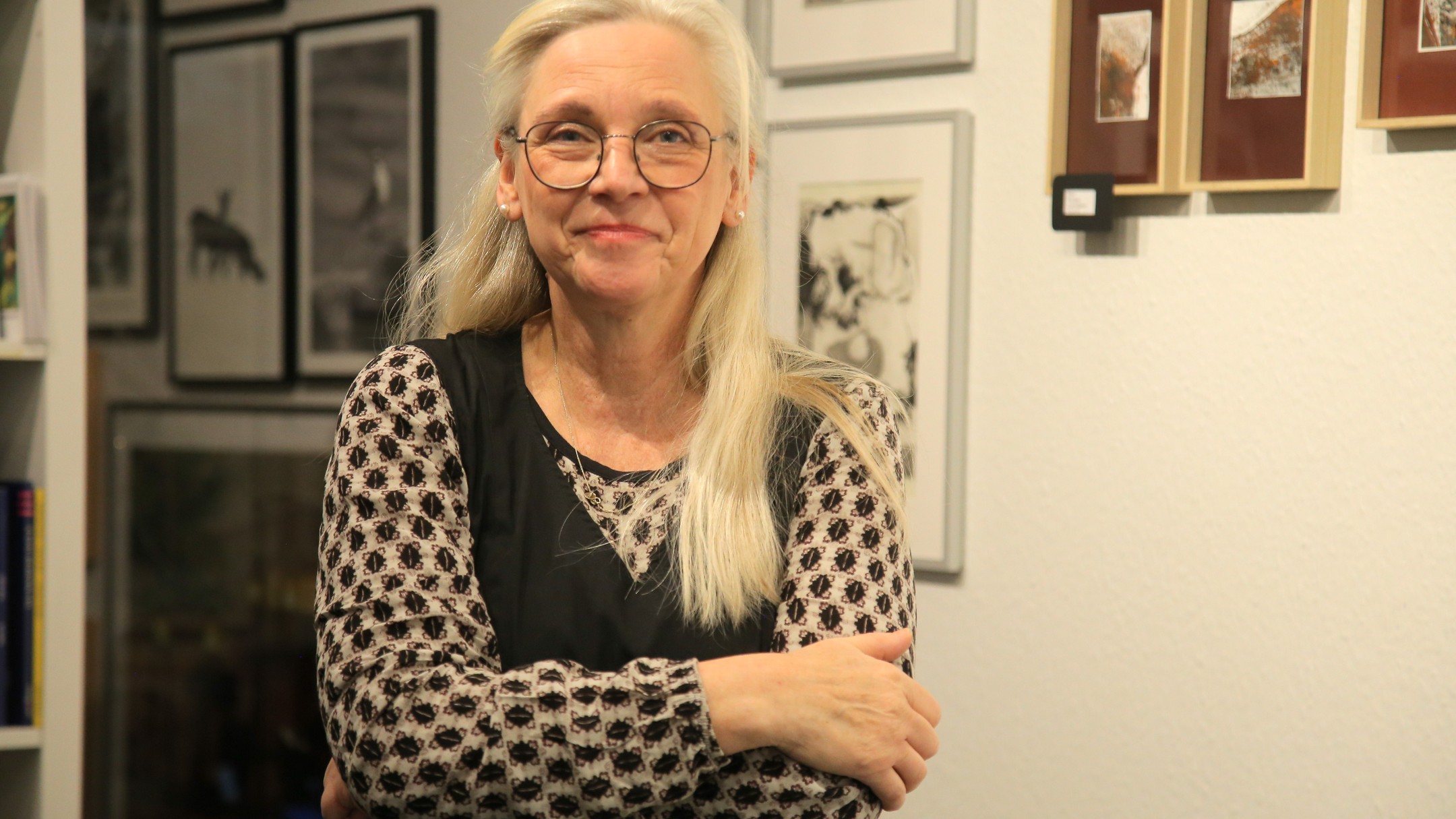 Ein gelungener Abend voller Kunst und Inspiration!
Am 01.12. präsentierte Silke ihre beeindruckenden Werke bei uns – es war einfach wunderschön. Ein herzliches Dankeschön an alle, die dabei waren und diesen Abend so besonders gemacht haben!
.
.
.
#Kunstgenuss #Ausstellung #Danke