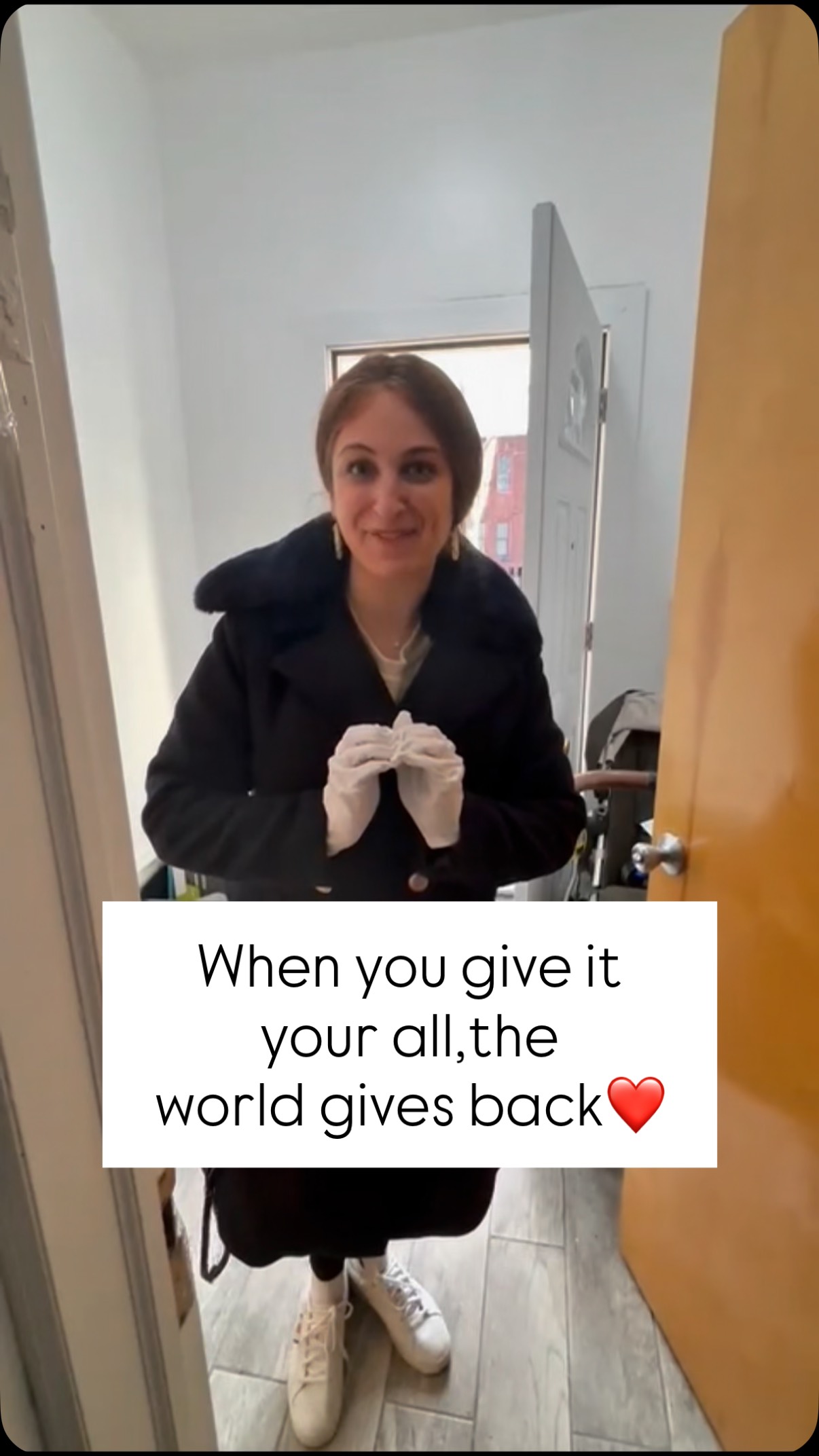 When you give it your all, the world gives back!
#surprises #$1000 #wig #gift #shock