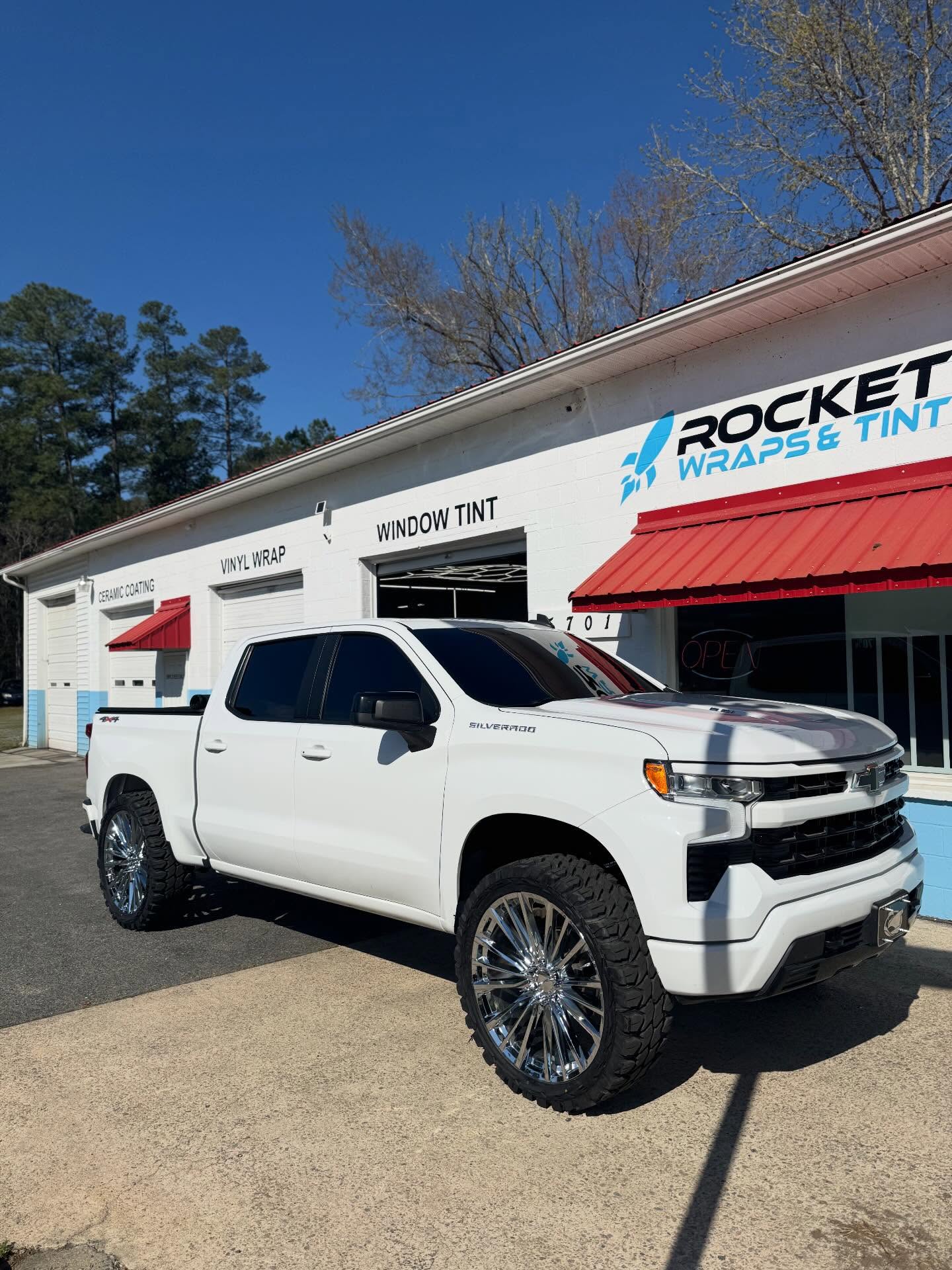This Silverado just got the treatment 😮🔥
We hooked it up with 5% Ceramic Tint all around and 20% on the windshield for that clean, aggressive look while keeping the heat out and privacy maxed 💪
Looks mean. Stays cool. Drives better.
📍 Rocket Wraps & Tint
#windowtint #lv #blacktint #ceramictint #pittsboronc