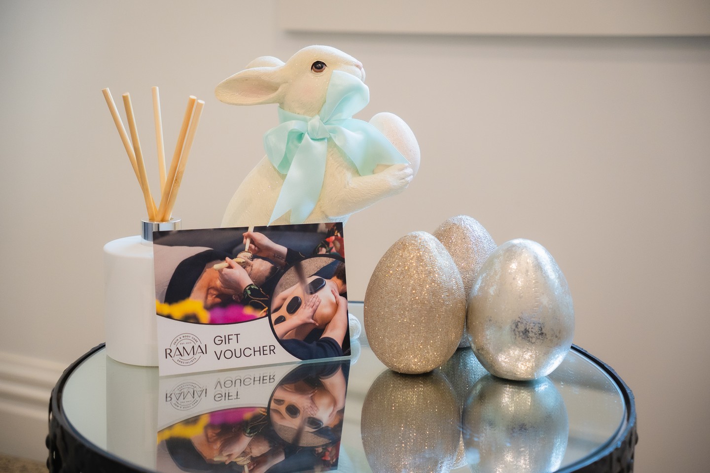 We are taking a little break over the Easter long weekend and hope you are too.
The salon will be closed from Friday the 3rd of April and will reopen on Wednesday the 8th of April. If you need to get in touch, we will get back to you when we are back.
In the meantime, if you have someone special to treat or a voucher to grab, Ramai gift vouchers are available to purchase online at any time. No waiting, no rushing, ready instantly!
