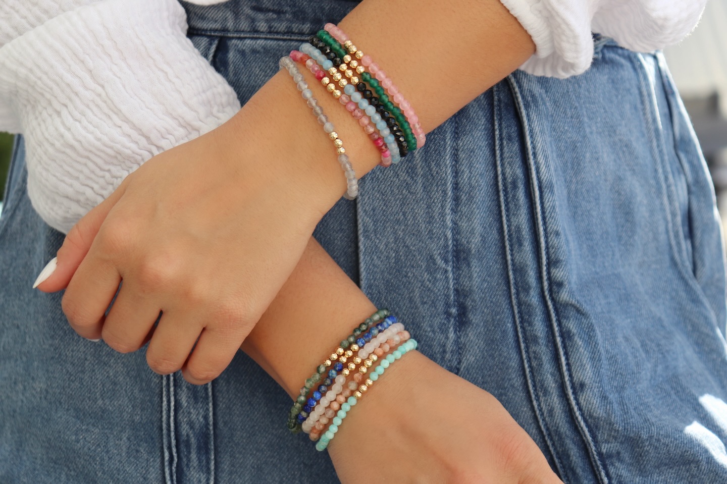 Brighten up your spring ‘fits with our Gemma II gemstone bracelets 🌞💐
Made of 4mm faceted gemstones + 3 gold filled or sterling silver accent beads, these cuties seamlessly mix and match with your other bracelets for a totally YOUnique look!
Woman-owned business | Handmade chic | Wholesale stacking bracelets
Order your personal piece at kayliedawn.com or stock your store with wholesale prices at faire.com/direct/kayliedawn ✨