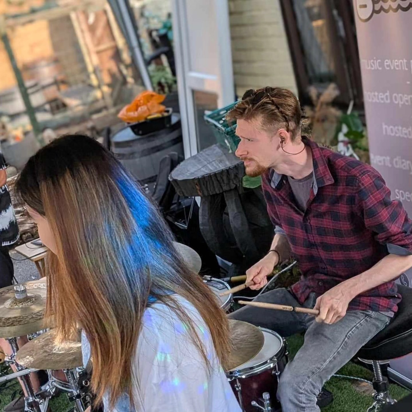 Great bank holiday weekend of gigs with @razbanduk !
Credit to @waynestanez for taking these wonderful photos!
@dangoldstoneguitar
@frompera
#photo #photos #music #musicians #performance #giggingmusician #giggingdrummer #gigging #essexmusicians #essexdrummer #essexlivemusic
#livemusic