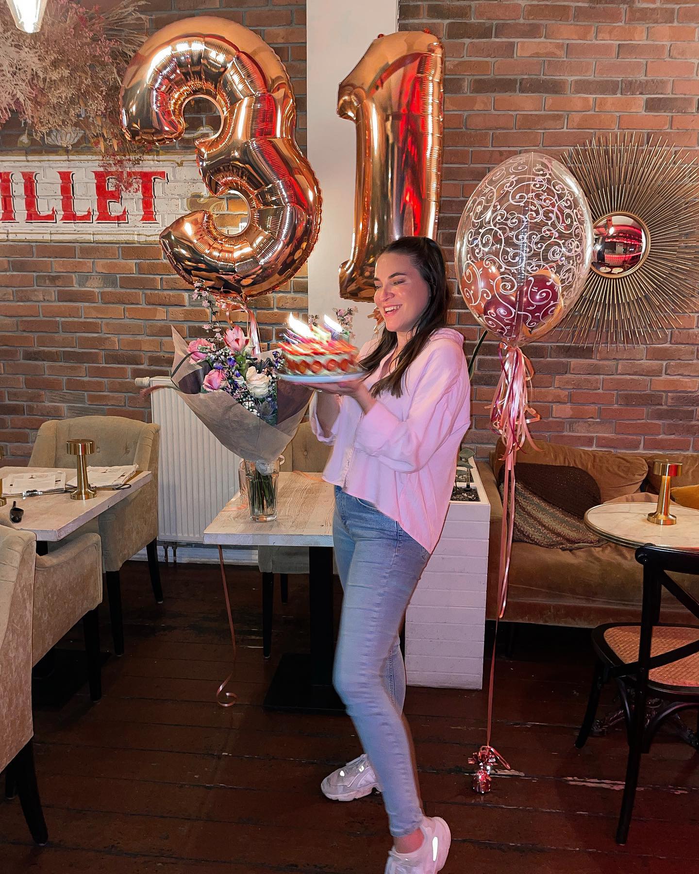 It’s my Birthday 🥳 #31 #birthdaygirl #birthdaycake #birthday #itsmybirthday