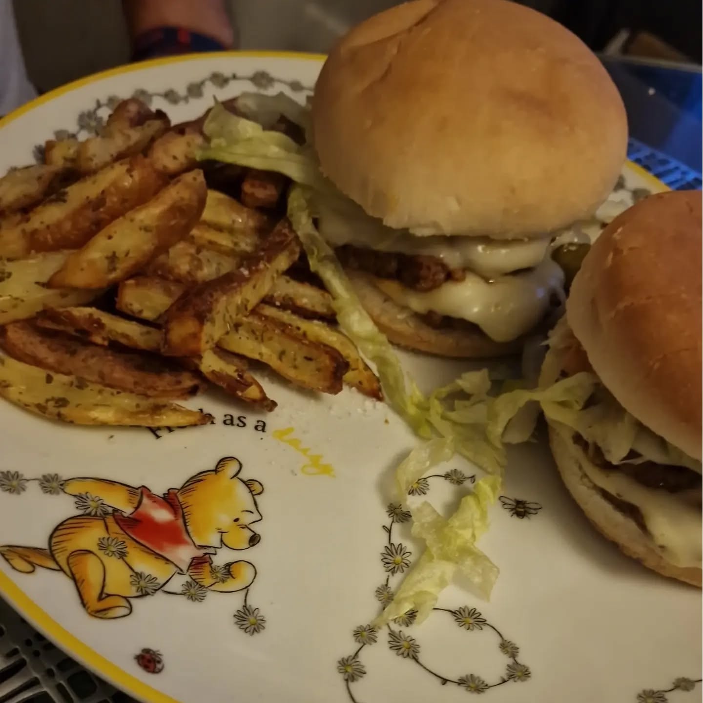 So iv put on a 19lbs with chemo which has been hell on earth to be honest.
I'm particularly funnt about my weight since loosing 5 stone.
@eddhancock has been the best the last few weeks helping me calorie count when I'm not well enough to cook. Trying new foods with me the lot.
10lbs down eeekk
We have used a @wagamama_uk recipe and recipes from @zack.chug
Loving it
#healthyeating #chillisarelife #boyfriendgoals #chemoweightgain #caloriecounting #nutracheck #newmeals #nomoretakeaways