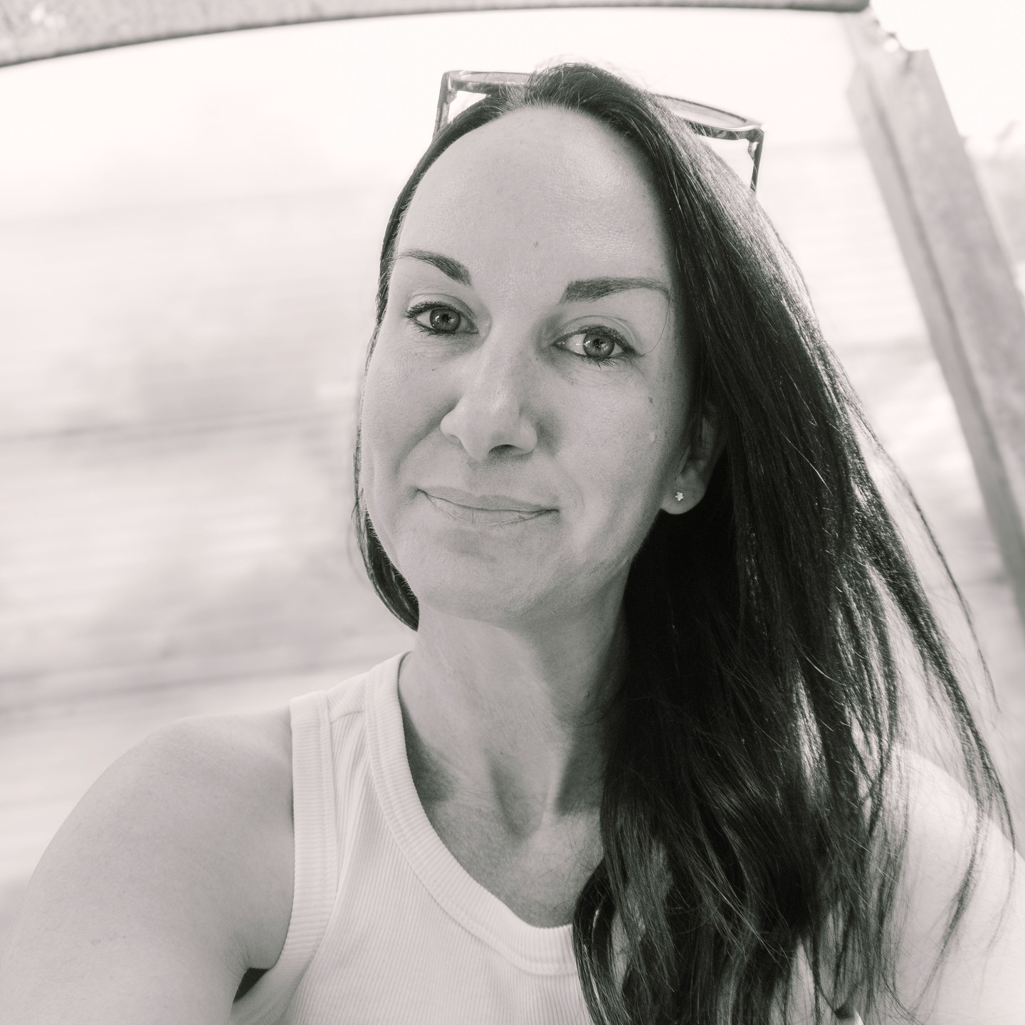 Hey guys - I’m Sarah! I wanted to take a minute to greet you all personally:)
I’m a Perth based lifestyle photographer who’s all about capturing those happy, real moments – you know - the ones that make you smile every time you look back!
I’m a fan of green tea, summer days, tattoos, and those weekend getaways down south to sip wine, eat great food, and find secret beaches!
I’m a total sucker for a local wine bar, I love live music and a good dress-up party, but I’m also all about those quiet date nights or a relaxed hang at a cute café.
I offer various packages to suit families and couples, so whether you’re looking for a laid-back session or something a little more special, I’ve got you covered!
Hit me up and I will send through my pricing brochure:)
Im all about helping down to earth humans make memories for life!
#perthlifestylephotographer #perthphotographer #portraitphotography #familyphotography #engagementphotographer