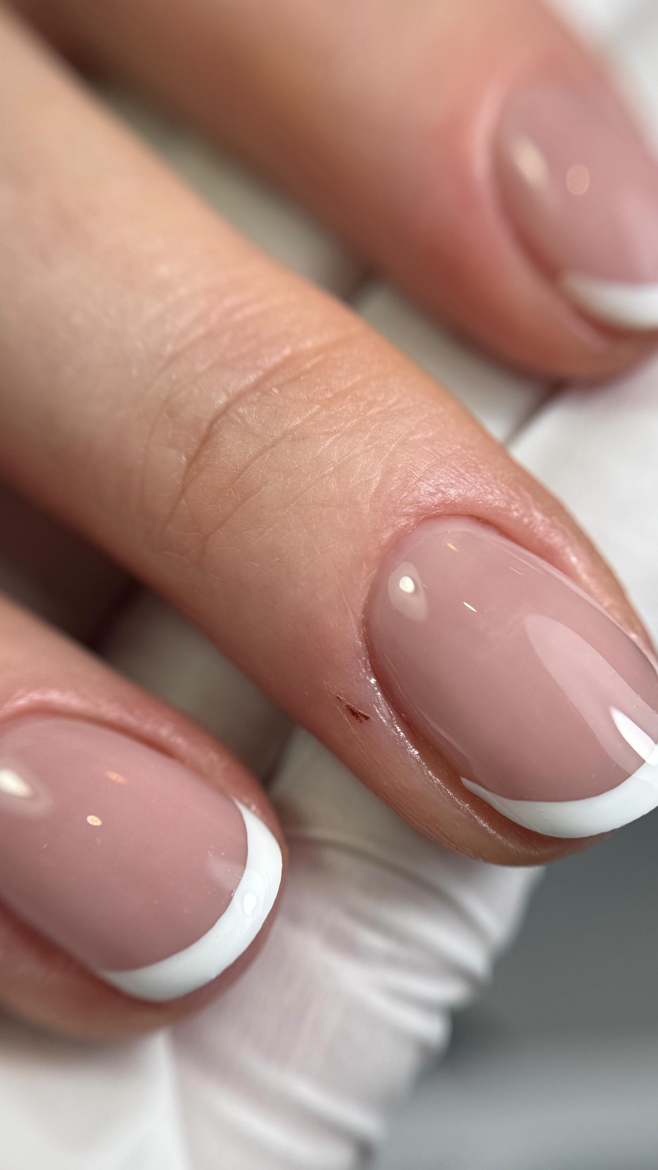 Disinfecting your tools is important.
But it isn’t enough on its own.
In a professional setting, tool preparation should involve multiple steps, not just one.
Cleaning removes visible debris.
Disinfecting reduces microorganisms.
But sterilisation is what ensures tools are safe for use by eliminating all microorganisms.
Skipping steps, or relying on disinfecting alone, means the process isn’t complete.
And in an industry where we are working closely with the natural nail and surrounding skin, hygiene standards matter.
This isn’t about overcomplicating the process.
It’s about understanding the difference between each step and why each one plays a role.
Professional standards go beyond what’s visible.