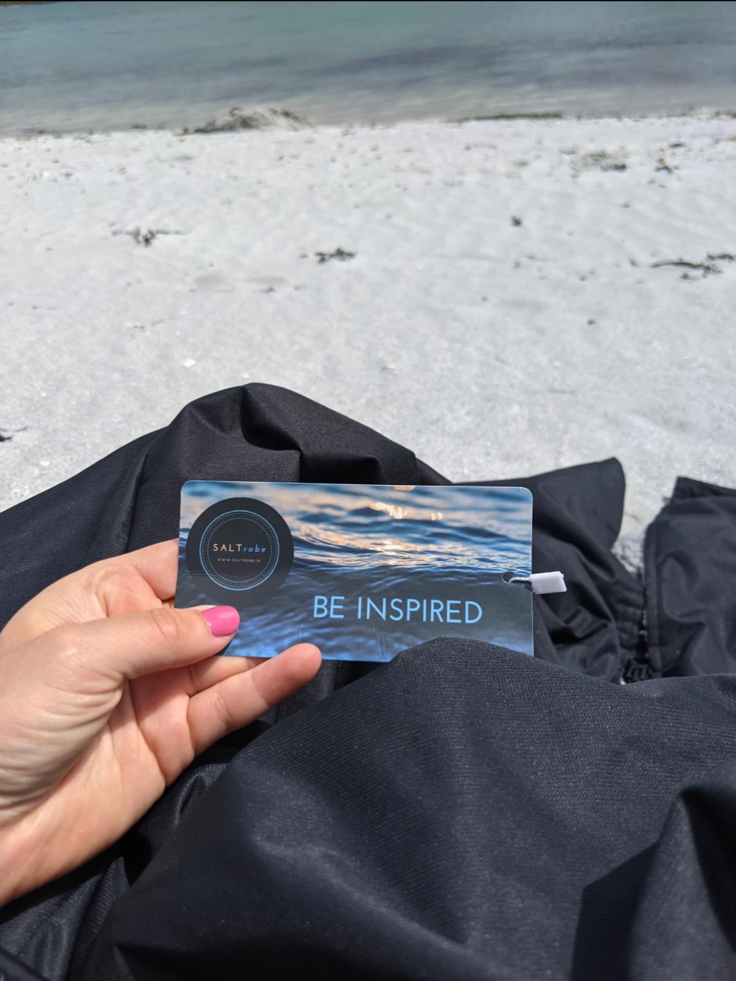 The sun is out and it’s looking like a glorious weekend for a sea swim with your SaltRobe 🌞