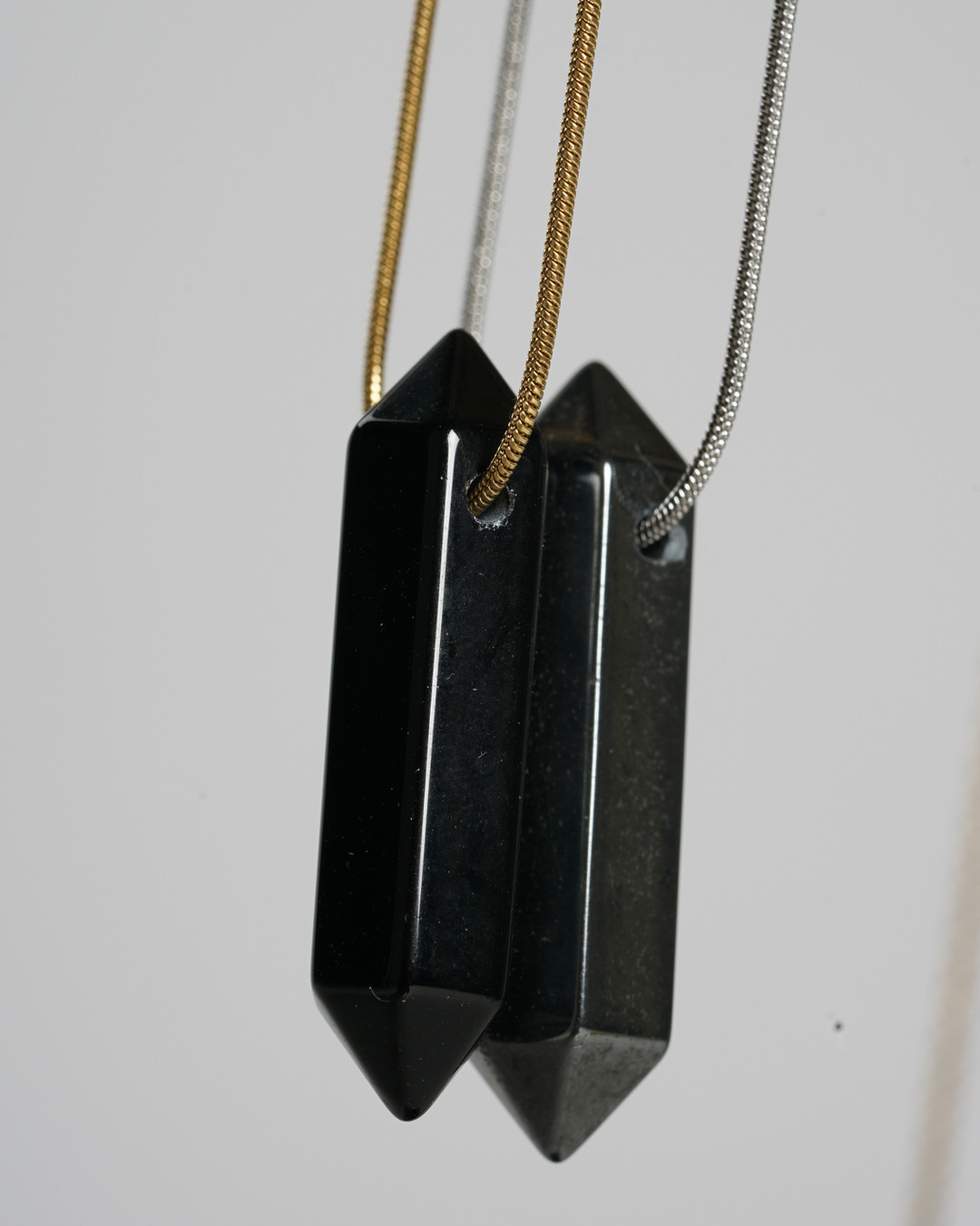 Black Friday! Save an EXTRA 25% 🖤
Use code: Black25WSA
#blackfriday #shopping #thanksgiving #discount #gemstones #wildstonesamsterdam