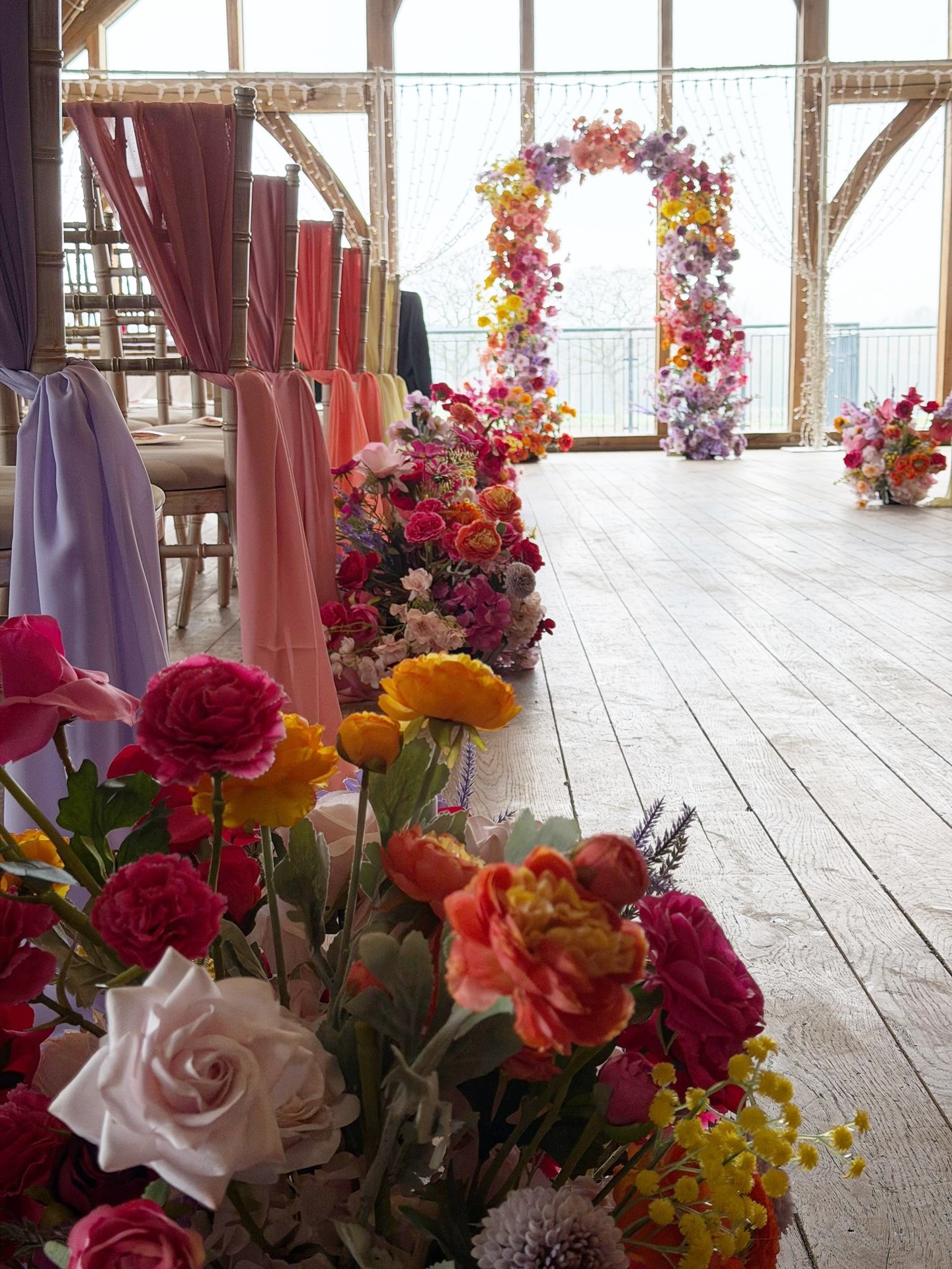 Full colour riot for Siobhan & Jack 🥰💕❤️.
Thank you for having us, we hope you had the best time!
#yorkshireweddingstylistandflorist #sandburnhallwedding #colourfulwedding #aislestyle #yorkshireweddingflowerhire