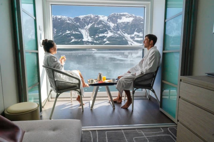 🌄✨ Experience the beauty of Alaska aboard the Celebrity Edge with the Infinite Veranda! Imagine starting your day with breakfast while soaking in stunning glacier views from your private veranda. Relax and unwind as you cruise through Alaska’s majestic landscapes, creating unforgettable memories with your loved one. 🥐☕️
Ready to embark on this incredible journey? Contact me today to book your Alaskan adventure! 📞
#alaska #celebrityedge #bookcelebritycruises
#BEASTSignatureTravel #TravelLikeABeast