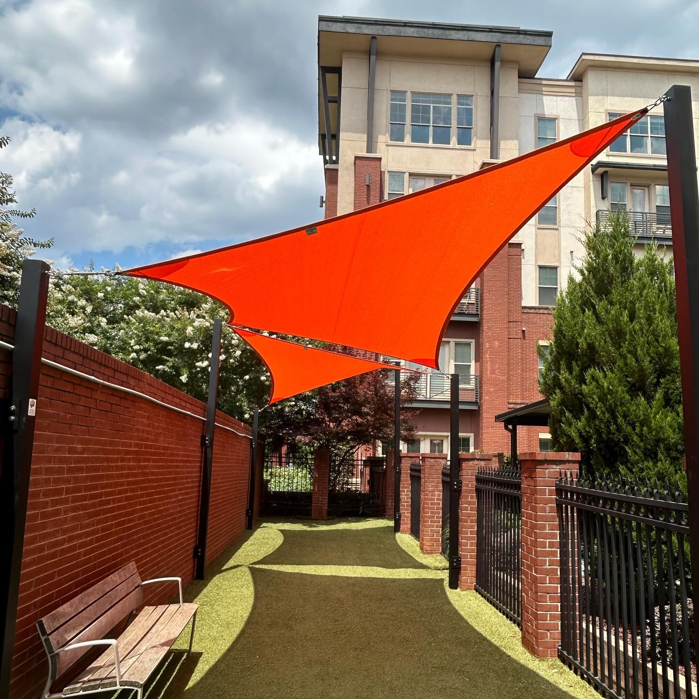 Summertime can be ruff for our furry friends! These bright shades add the perfect shady spot for dogs and their humans at this apartment dog park🐶☀️
.
.
.
.
.
#shadesails #shadestructures #shady#outdoorliving #patioideas #backyarddesign #sundecks #poolshades #pergola #sunprotection #outdoorshades #shadeperfection #coolshade #backyardshade #outdoorshade #shadecanopy #northcarolina #eastcoast
#atlanticcoastshade #architecture #shade #explore #southcarolina #summer #charlotte #clt