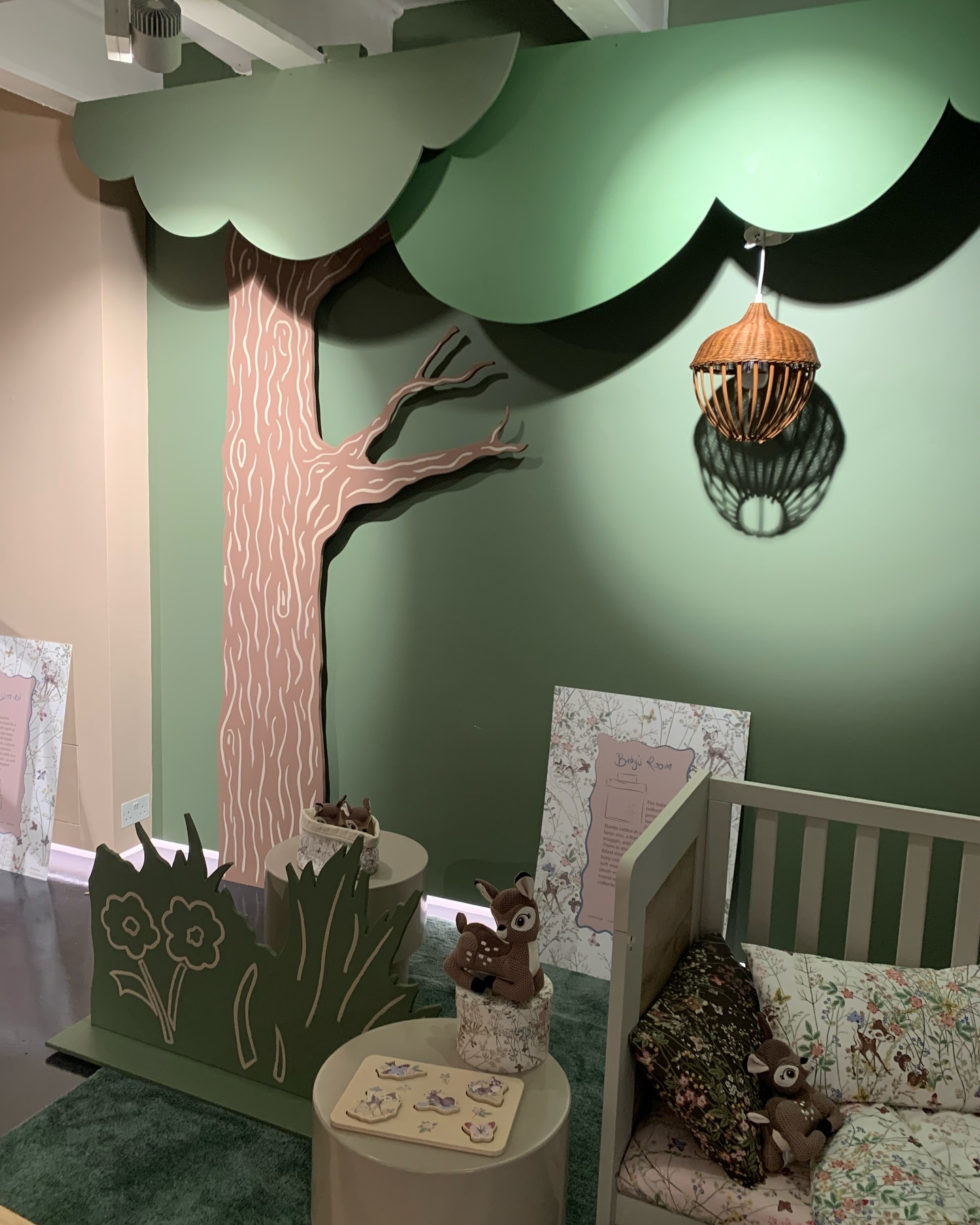 A few images from an H&M Disney press show event I helped install last week for @stuartplantsetbuilding. Among other things I did the scenic paintwork on the tree/bush cutout bits, although Stuart did all the real graft in advance of cutting out the shapes etc. I moslty painted some walls, and squiggles, and hung some drapes. Then we put it all back to white again the next night, as is the way of these things.