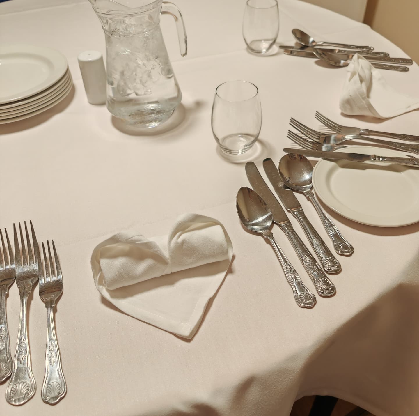 Tasting for two at the unit - Ham Hock, pineapple salsa, Homemade focaccia, local beef sirloin, creme brulee, apple tarte tatin #yorkcaterer #eatlocal #eatyorkshire #food #wedding #yorkvenues