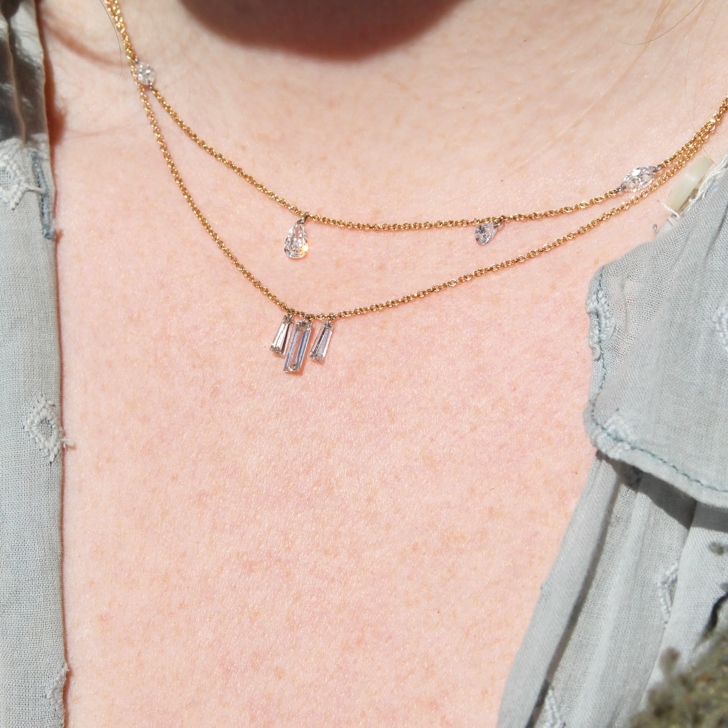 Diamonds in the sun, what fun! 💖 A glittering stack by @tapbytoddpownell is the perfect staple for your everyday wardrobe ✨
#jotd #diamondsareforever #smallbiz #stylebymax #diamonds