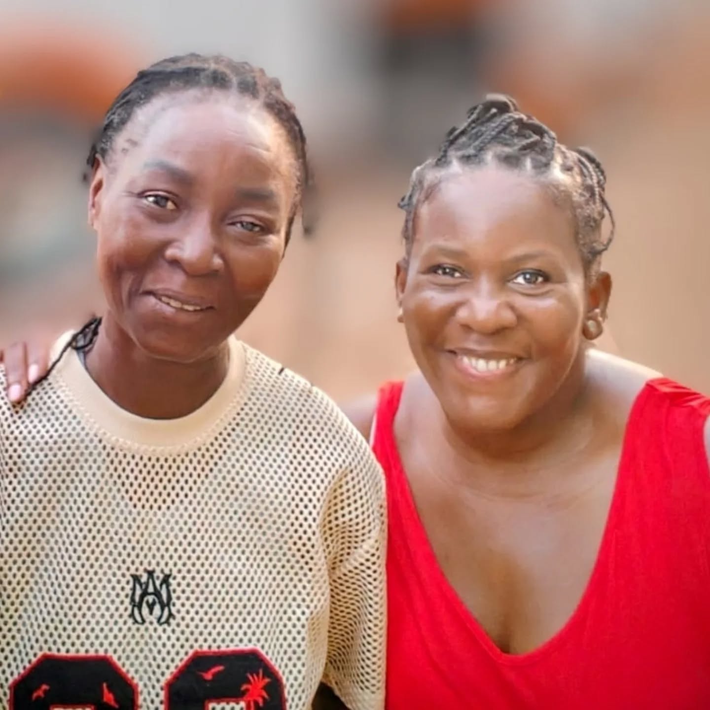 Today we’re saying goodbye to my beautiful and badass sister-in-law.
She is one of the strongest and bravest people I know.
Edith, thank you for the hospitality and for making our stay in #Bondoukou so special. This part of the journey wouldn’t have been the same without you.
See you next year ☺️❤️