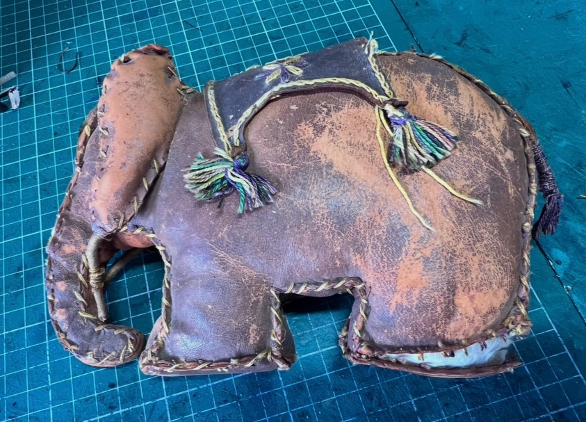 Remember this little elephant which came from India just after the WW? Well after quite a bit of a new skincare regime, some internal strengthening and quite a lot of stitching (into the exact same holes it was made with), it’s had a transformation! The elephant with no name can now go home and look ever so glamorous and fulfilled! #elephant #leathercraft #yorkbusiness #smallbusiness #repairshop
