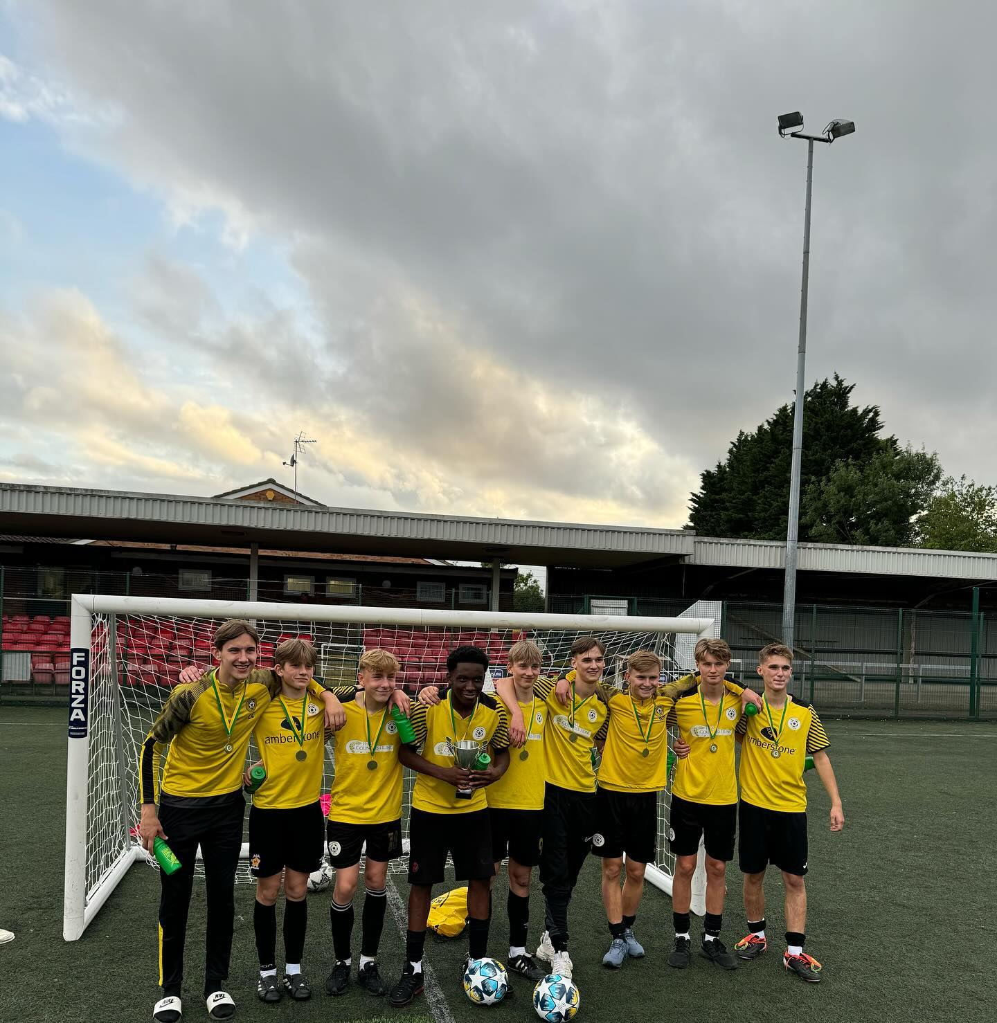 Tournament Winners π
Huge congratulations to our tournament winners Manuden on Friday night ππ»
A massive thank you to all the teams who attended and made the tournament superb π
#football #tournament #collegeprogramme #prodirect #hitchin #baldock