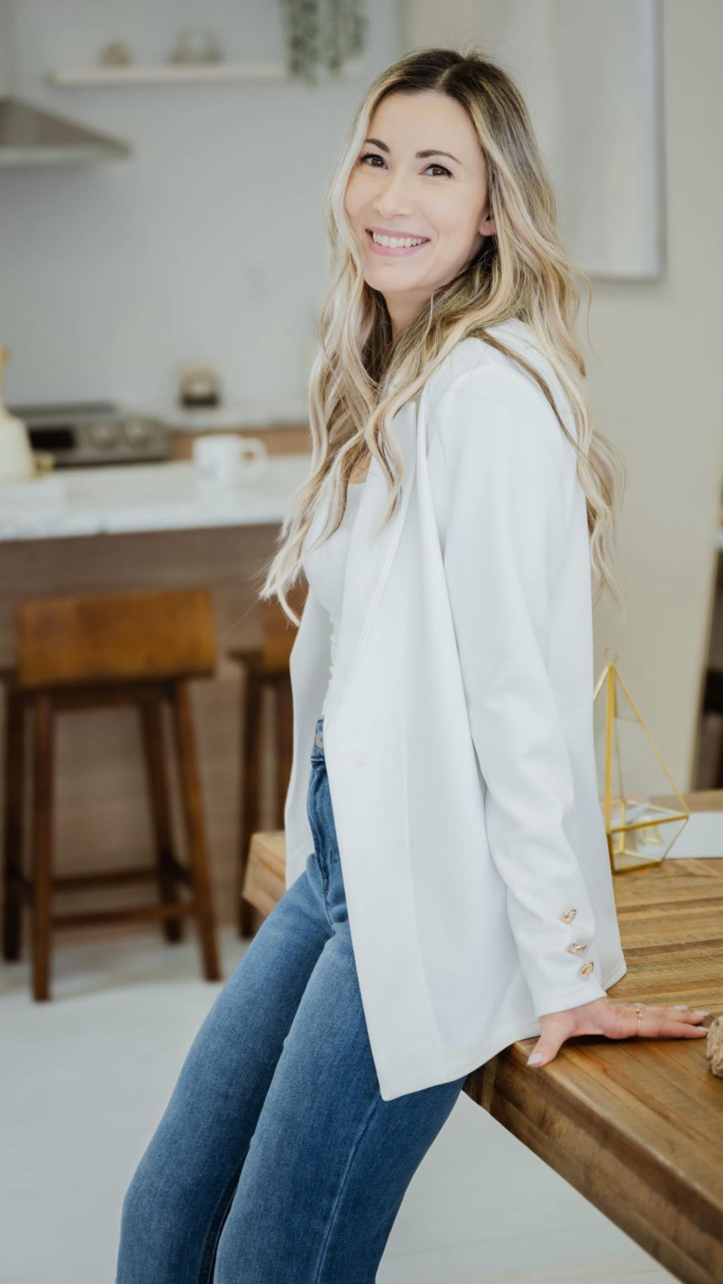 Your website should help someone understand five things almost instantly:
What you do
Who it’s for
What makes you different
How it helps
And why they can trust you
If any of these feel unclear, your website might not be supporting your business the way it could be.
A few small shifts can make a big difference in how people experience your brand.
If you’d like a second set of eyes on your site, feel free to reach out 🤍#websiteaudit