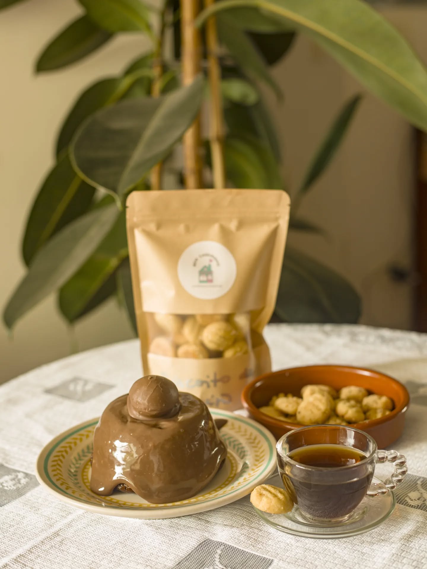 QUINTA COM CARA DE CAFÉ DA TARDE PERFEITO 😍☕
Hoje tem mini vulcões super recheados e biscoitos caseiros deliciosos!
🚨 Produção limitada – encomendas abertas pra HOJE
Me chama no direct ou WhatsApp 💛
#bemcaseirinhosp #docescaseiros #bolocaseiro #morumbi