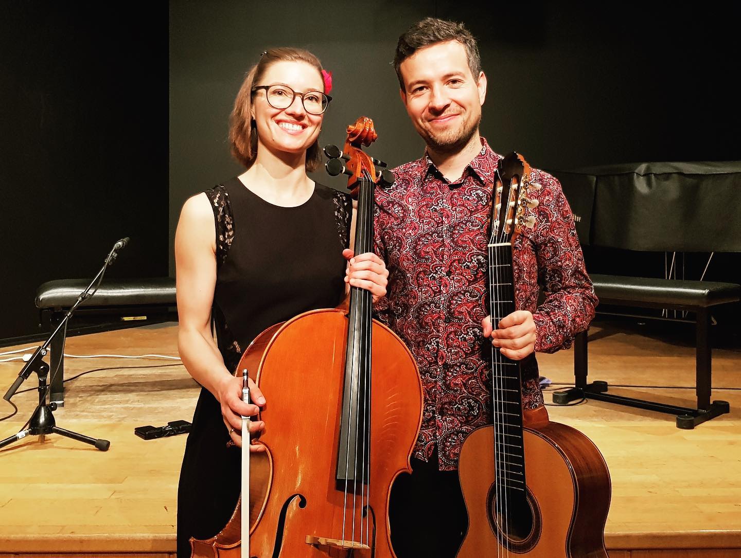 Vielen Dank Lienz!!!
Danke für die Einladung @lienz_museumundkultur @claudia.funder_ . Wir waren sehr glücklich mit euch unsere Musik zu teilen!!!
Wir sehen uns nächste Woche in Lienz!
#cello #cellist #celloplayer #cellolife #cellomusic #classicalmusic #violoncello #strings #music #musica #musician #vienna #musicfestival #livemusic #guitar #classicalguitar #musicismylife #musicos #musico #music #music #musica #musicians #guitar