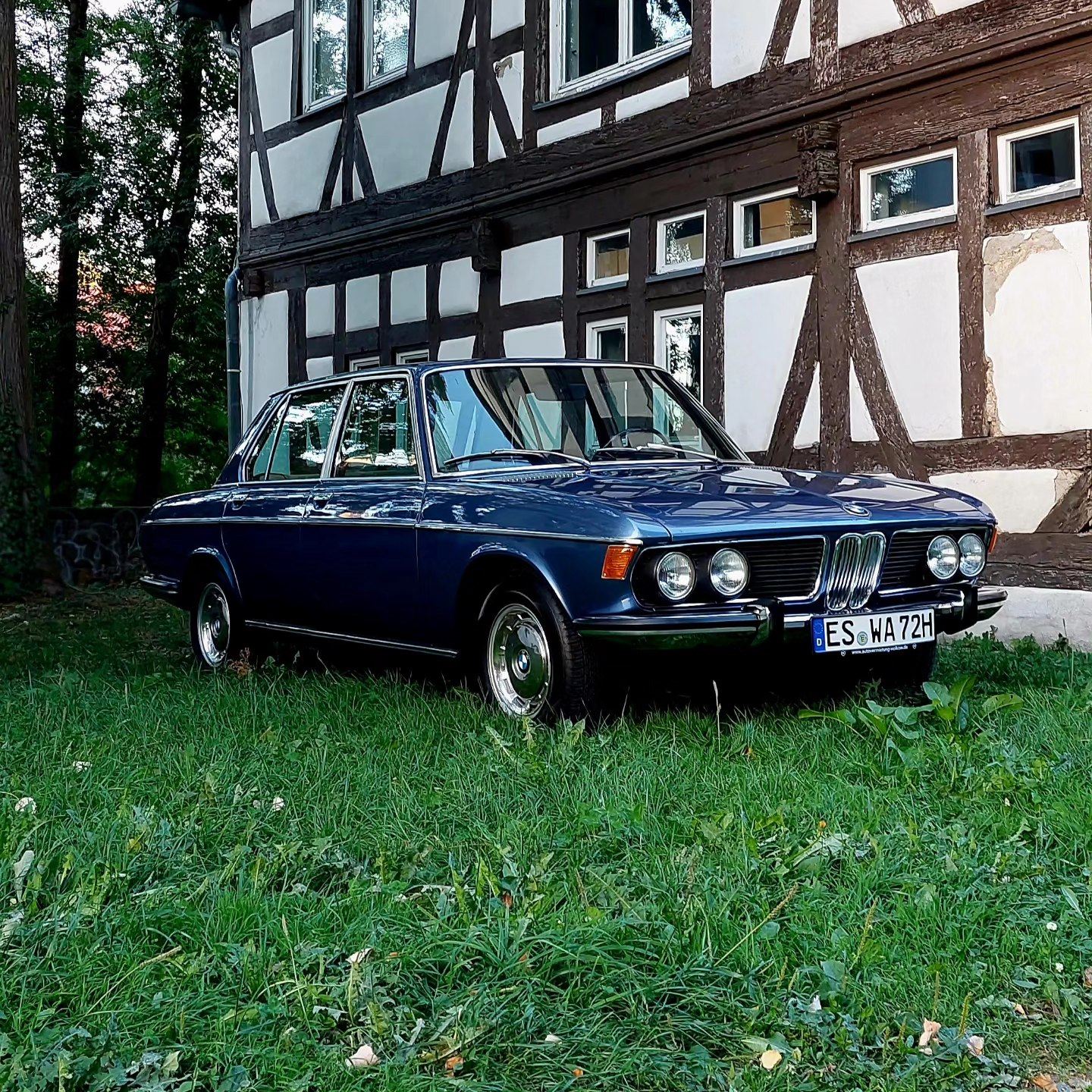#kirchheimteck #stuttgart #hochzeit #bmw #oltimer #fotoshooting #wedding #retro #event