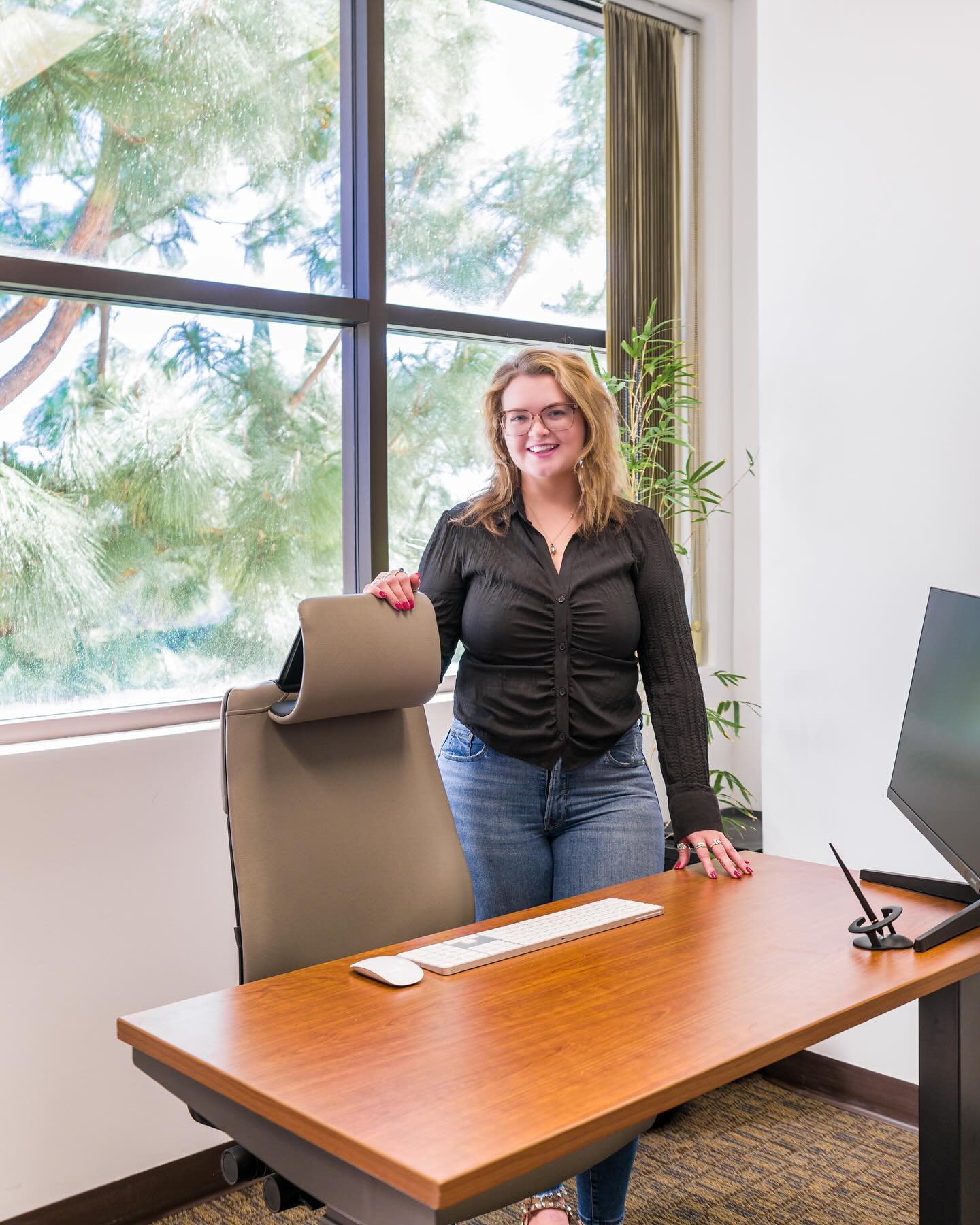 •Le Family Practice• private office in a medical office in Placentia. Perfect place to get some work done or relax in between patients.