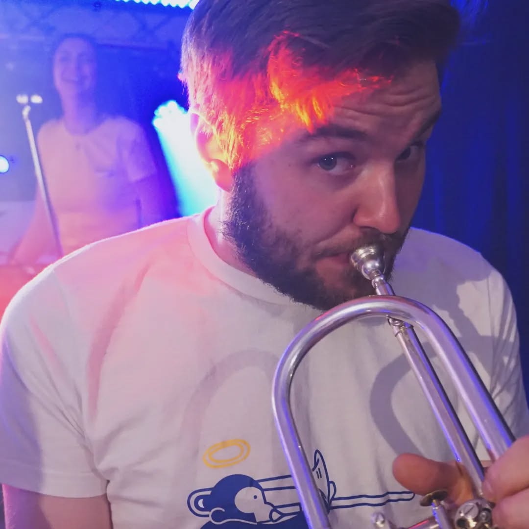 Happy Birthday Lea und Ian!! 🕺💃🎉
seit Saisonbeginn im April bereichert ihr unsere Reihen durch euren Einsatz und seid dadurch jetzt schon ein Teil der Dorfheilige-Familie