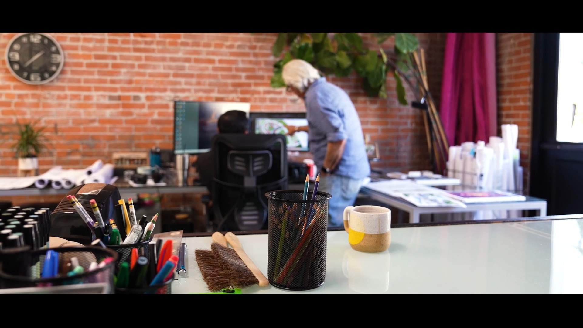 Landscape architecture is the opposite of everything you thought.
It is not just the finishing touch. It shapes how places function, connect, and endure.
This video offers a closer look at the philosophy, people, and process behind C2 Collaborative.
Watch and see how thoughtful design helps shape meaningful places🌿
.
.
.
#LandscapeArchitecture #LandArch #DesignProcess #PlaceMaking #LandscapeDesign #C2Collaborative