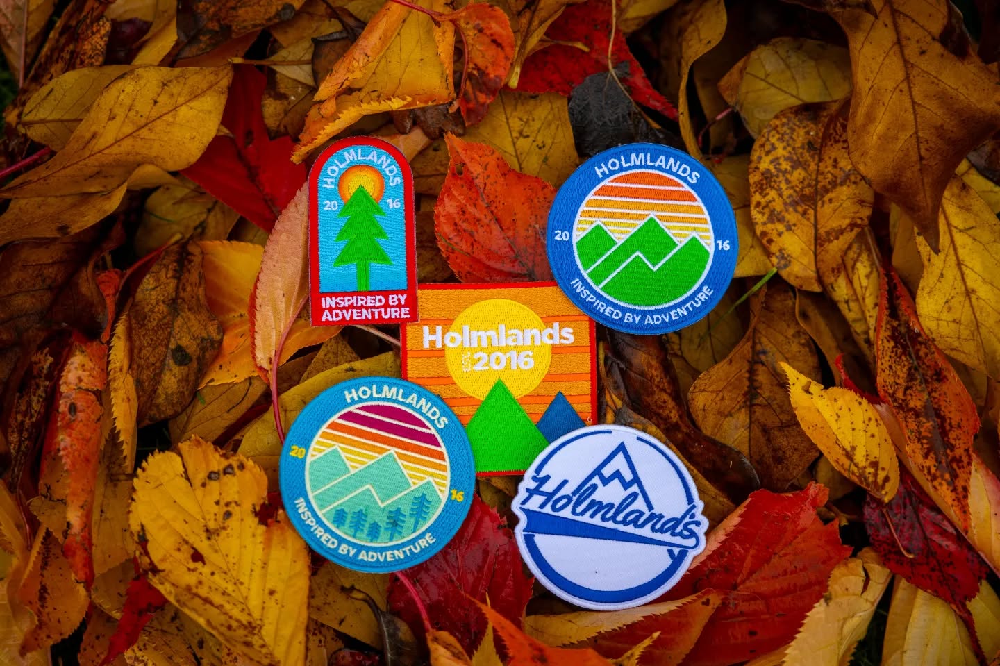 To celebrate autumn, we have a limited number of our embroidered heat cut iron on adventure patches available.
DM us if you'd like to snap some up to help patch and repair your existing outdoor gear - or just to bring a little splash of colour to your adventure outfits and backpacks.
📸 @cameronhallcreative
🖌 @kuziocreative
#patches #patch #adventurepatch #embroideredpatch #embroideredpatches #outdoorpatch #outdoorpatches #patchcollector #patchcollection #patchandrepair #patchup #repair #makedoandmend #design #outdoorgear #autumn #autumnvibes #autumnadventures #holmlands