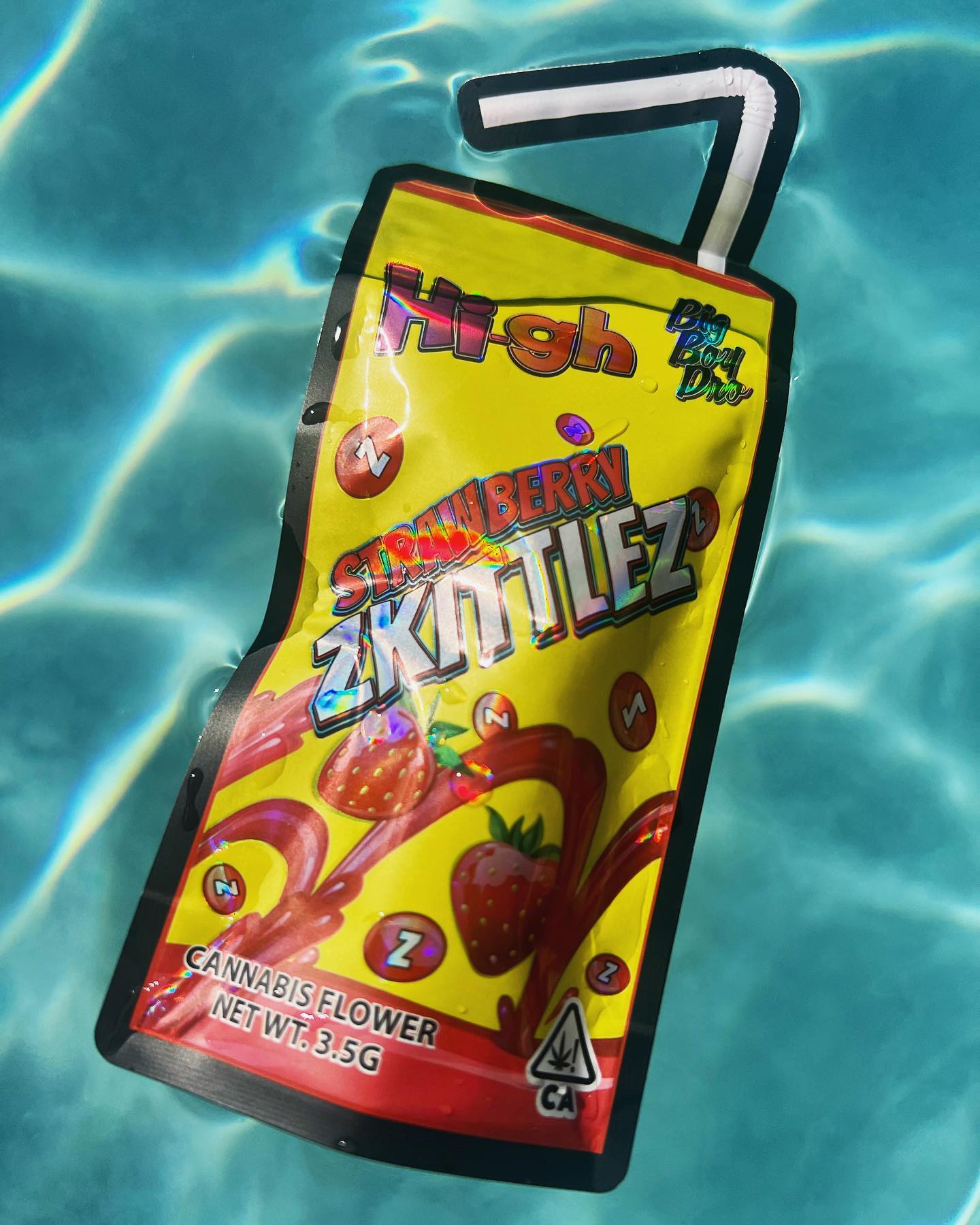 If I’m being honest, it’s been a whiiiiiiiile since I genuinely wanted to share any products on here….
For one, I began to feel this year that in this industry we’re all constantly judging this beautiful plant and critiquing it…. Well, I noticed the more I critiqued the plant, the more I wasn’t enjoying consuming it the same way that I had used to in the past.
For a while I thought it was my tolerance being to high, but then I realized it was my intention while consuming the plant. I was so concerned about what the plant could do for me, that I was forgetting to fully appreciate IT.
I fully believe this plant hears us and feels us and I think for so long I wasn’t able to reap the benefits of this plant because I was “judging” it so hard.
So I took a step back and decided to really just enjoy the products I’ve been blessed enough to consume throughout this year. I do however still love to write and create so I wanted to leave you with the product that has inspired me most so far this year. @big_boy_dro @r2h_dispoo
So let’s talk about this poolside SNACK 😉
The packaging alone was so nostalgic and instantly made me excited to open the bag and experience this amazing flower.
Upon opening the bag, I was immediately smacked in the face with the most DANK and old school smell that was paired with the sweet true scent of the Skittlez strain. Imagine OG dank-ness meeting the sweetest most fruity finish.
To the eye, it was very purple with cute little orange pistols(the photo truly doesn’t do it justice) The moment I was able to smoke it I instantly noticed how smooth it was and how much it tasted just as it had smelled. Following the creamy smooth hit came a wave of euphoria, joy, and relief! 🤤
Needless to say it was a strain that I savored and was so thankful to have aligned with and been able to try out. If you’re ever in the Lake Elsinore area, be sure to stop by and grab it at R2H Dispensary 🌞🍓🍭💦🩵 #bigboydro #strawberryskittlez #juicy #wet #summer #appreciatetheplant #rootstoharvest #themarijuanamedium