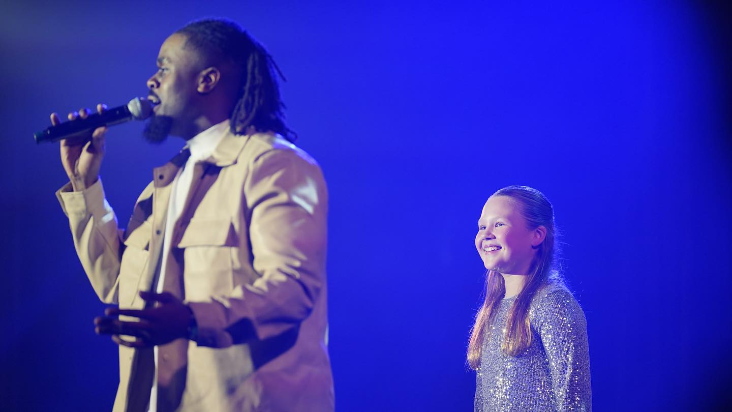 Was ein Duett!! Coach und SpotLight Kid. Wer hätte das gedacht?! Honest work! Wir sind SO STOLZ auf beide!! ♥️ @gospelprojektruhr