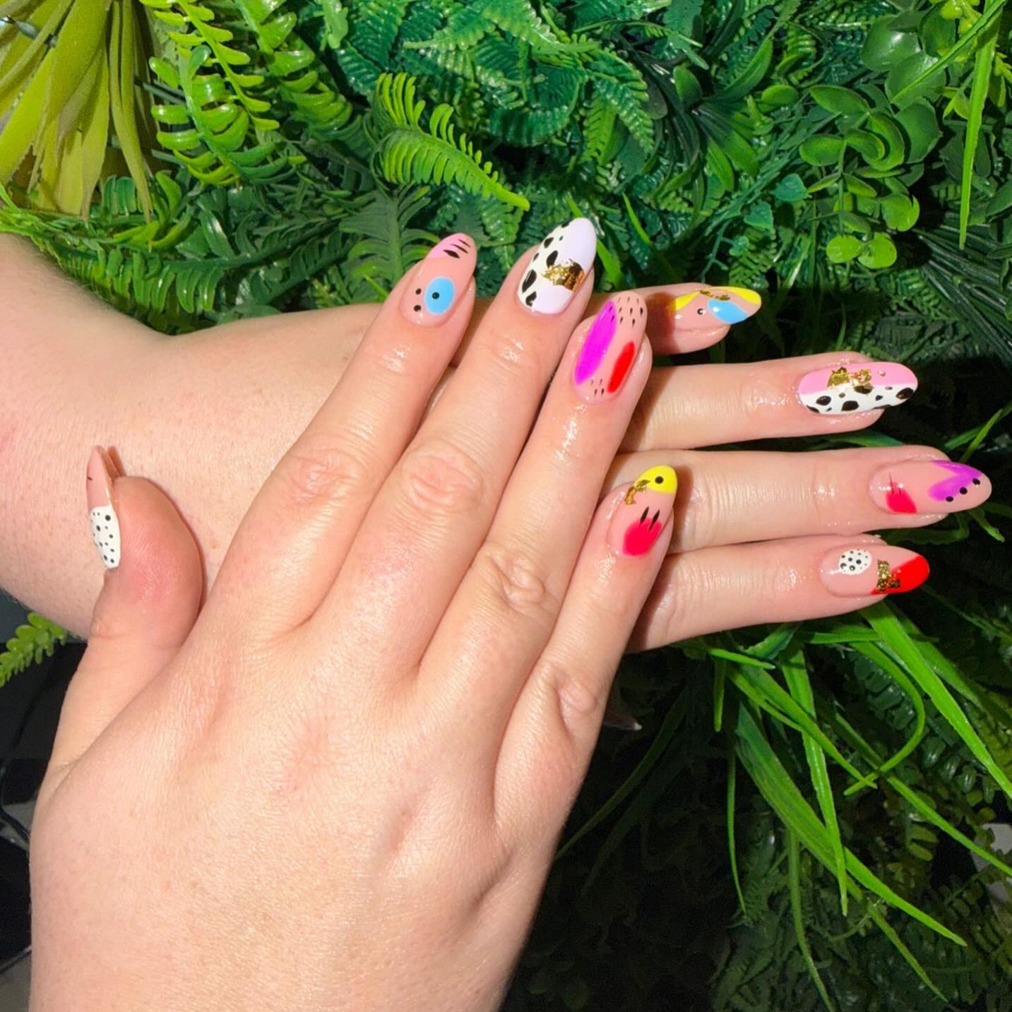 Colour, chaos, and a little bit of magic 🎨✨
Abstract dreams brought to life by senior beautician Jemma — where soft nudes meet electric pops of neon pink, fiery red, sunshine yellow, and calming sky blue. Each nail tells its own story: playful polka dots, bold brush strokes, delicate black accents, and flashes of gold foil that catch the light just right.
A tiny gallery at your fingertips… imperfect, expressive, and unapologetically art🫶🏻
