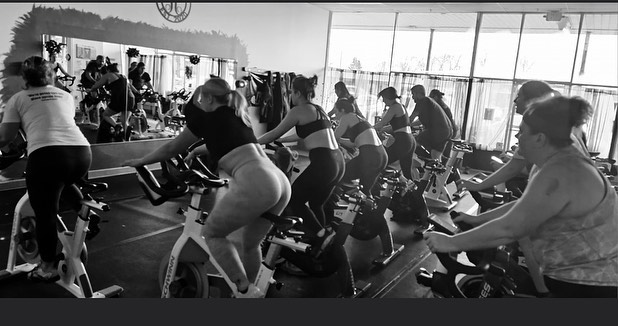 Leave it all on the bike! We offer a variety of spin classes! Check out one of our many rockin spin classes💃🏻 #spin #spinclass #fitness
