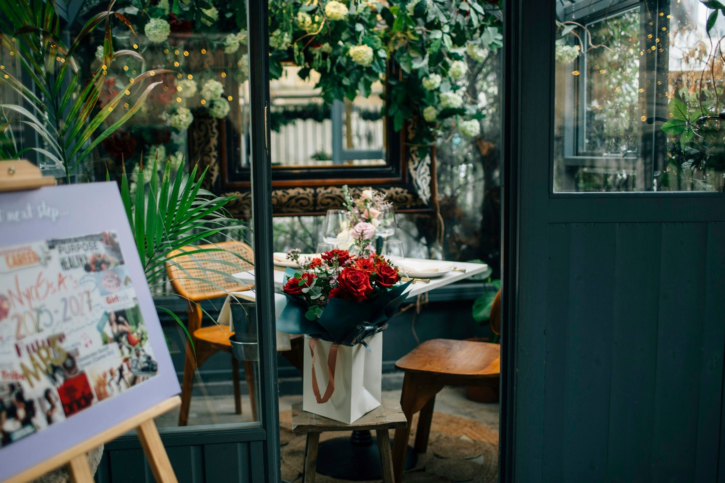 Some moments deserve a setting designed just for two. 🤍
The Lovers Greenhouse at One Marylebone offers an intimate retreat for romantic dinners, anniversaries, proposals and life’s most meaningful celebrations.
A beautiful moment shared by Jenn & Nyassa - congratulations on the beginning of your next chapter together. ✨🥂
📸 @paoladepaolaphotos