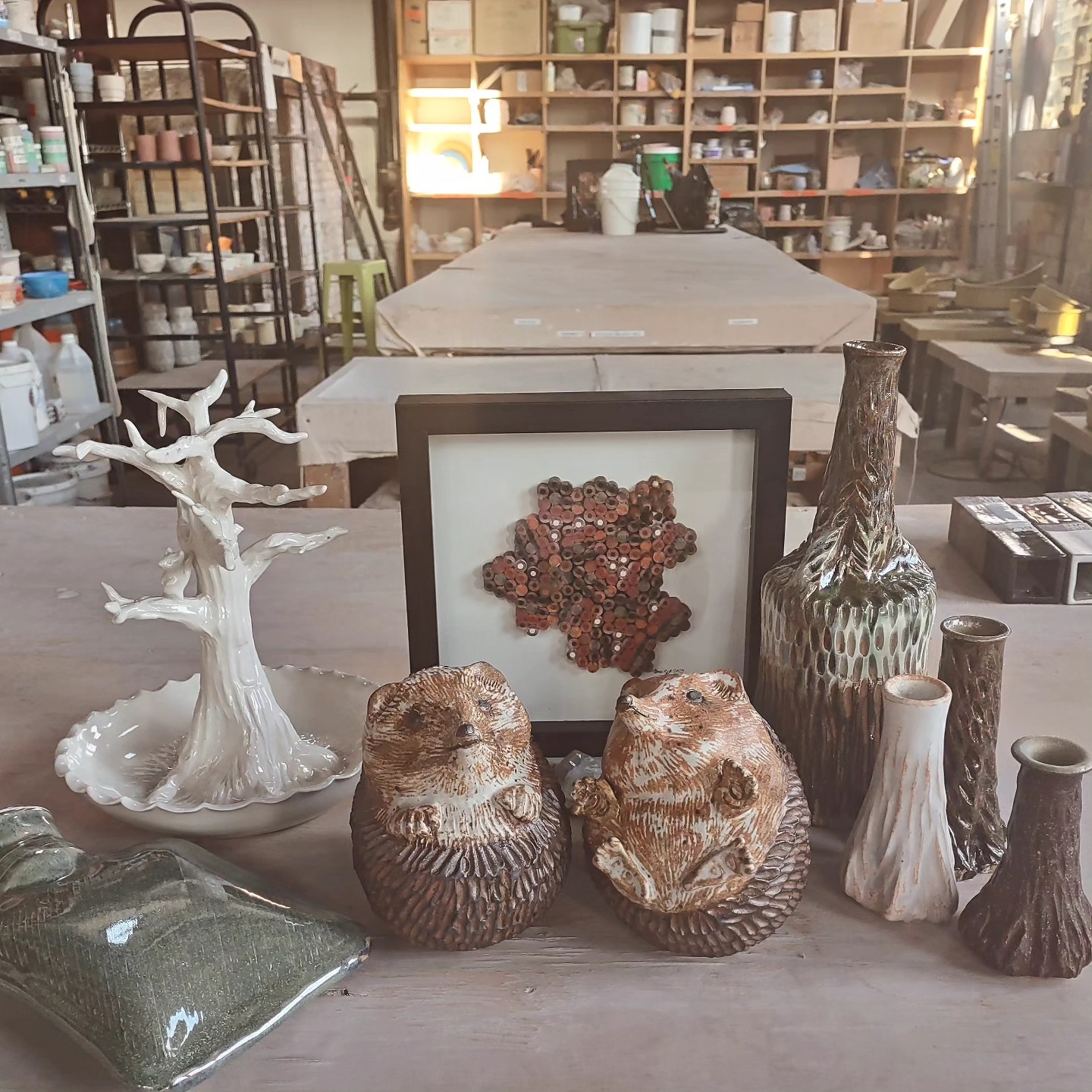 Collection of pieces that will be available @mortarwaterloo for member Winter Sale starting Dec 1st @ 5 pm during the monthly art walk in Waterloo Arts District, Cleveland.
See some new art and meet great artists, maybe even start your holiday shopping.
Trees and hedgehogs 🦔
#waterlooartsdistrict #mortarwaterloo #ceramicart