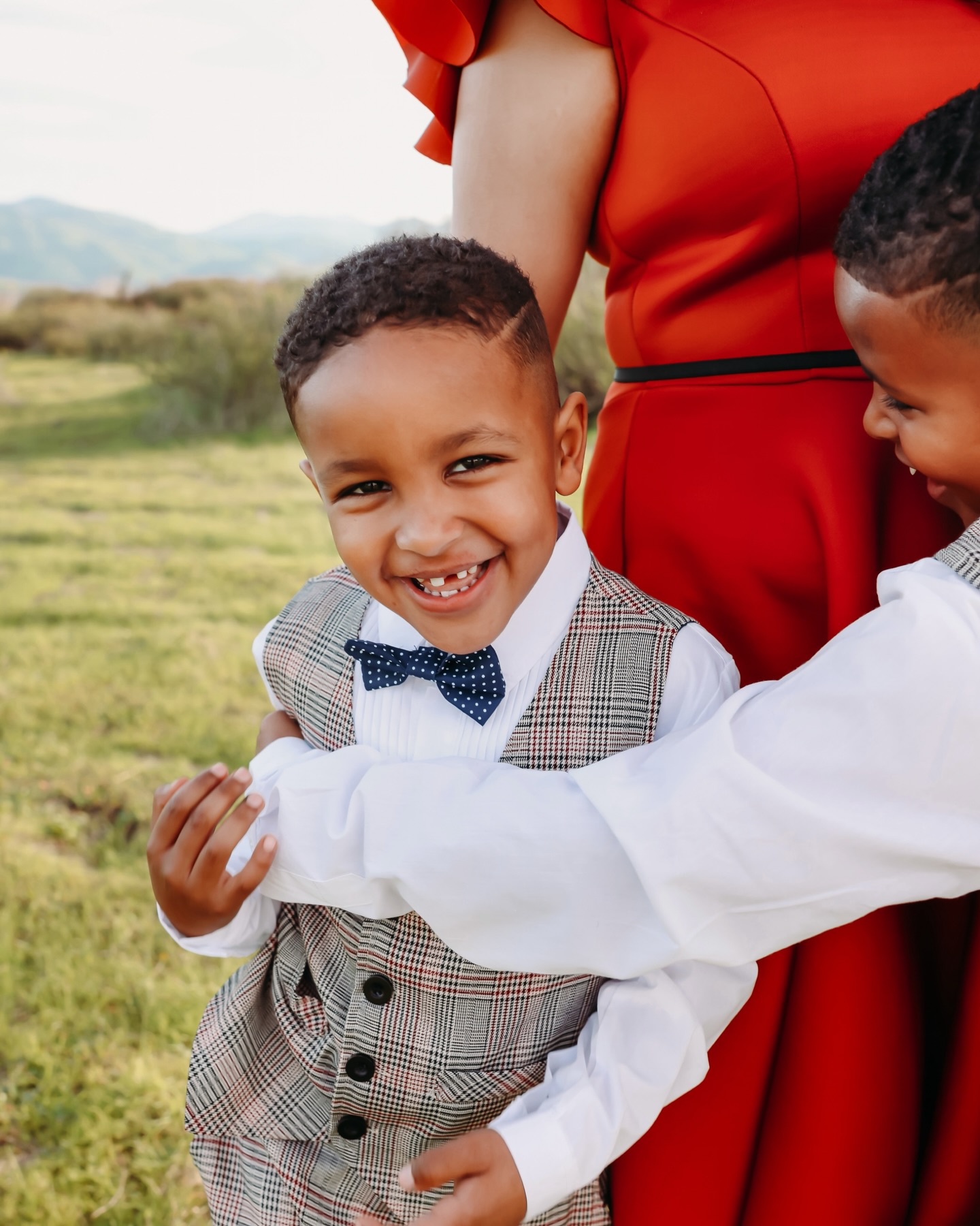 The biggest personalities come in the smallest humans 🥹🥰
This is your reminder to document the giggles, the chaos, the in-between moments… because all these seasons go fast! 🤍
Link in bio for booking info