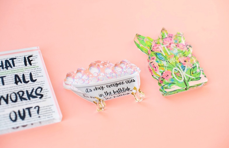 A gentle reminder: you don’t have to have it all together. 🫶🏼 These beautiful acrylic shelfies are little pieces of art filled with encouragement, hope, & truth for your everyday spaces - & those hard days we all have! 😘
#acrylicshelfies #onlinegiftshop #okcsmallbusiness #giftsforher #homeaccents