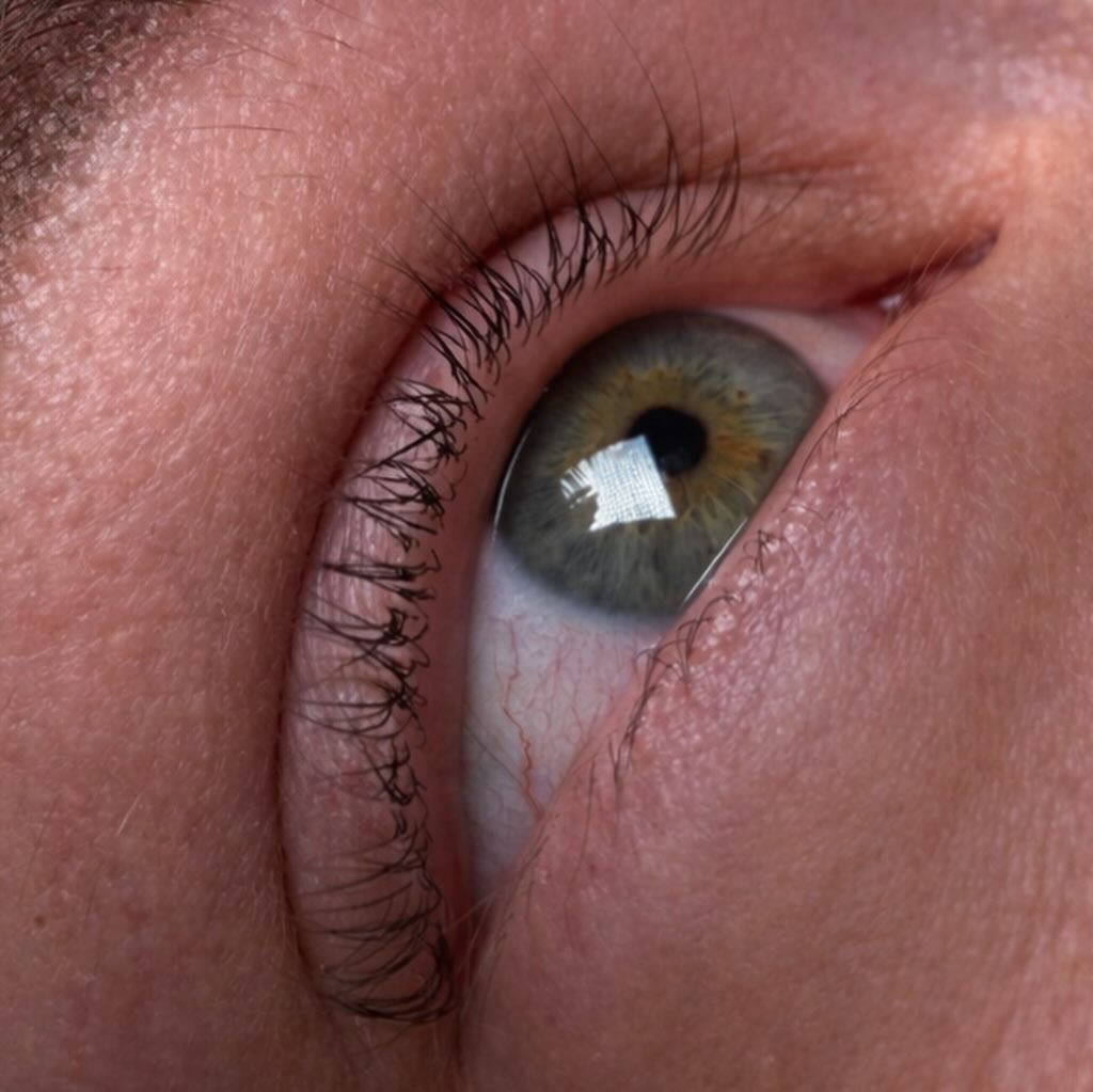 I have no words expect for one….SWIPE 🤩
@lashbase_uk Korean Lash Lift
