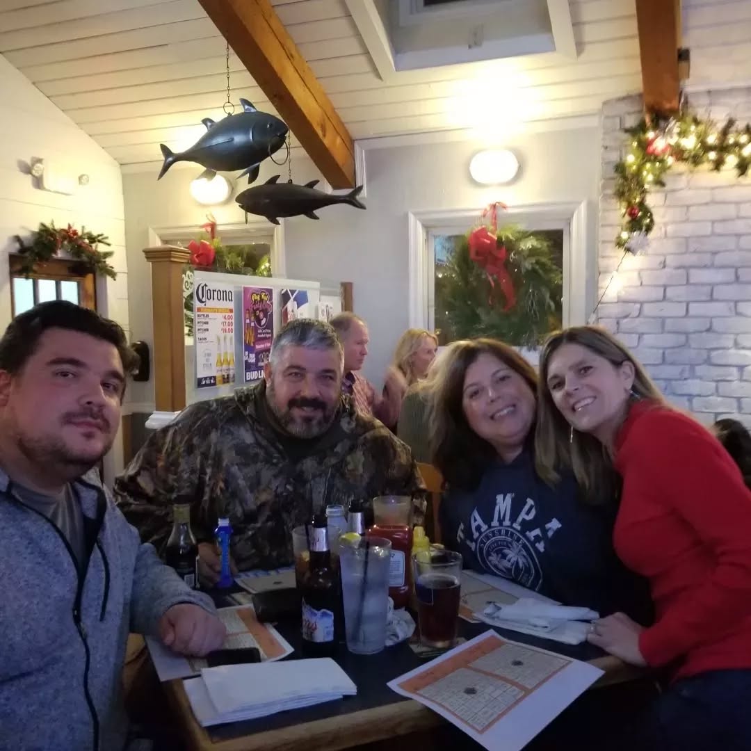 I'm late posting but had a great time visiting my family on the east coast before Christmas. You never realize how much you miss someone until you spend time together. Sending lots of love to my family and friends whom I miss very much.
Happy New Year to all my family and friends. May you all create wonderful memories in this coming year!
#Happynewyear2023 #familymatters #nothinglikefamily